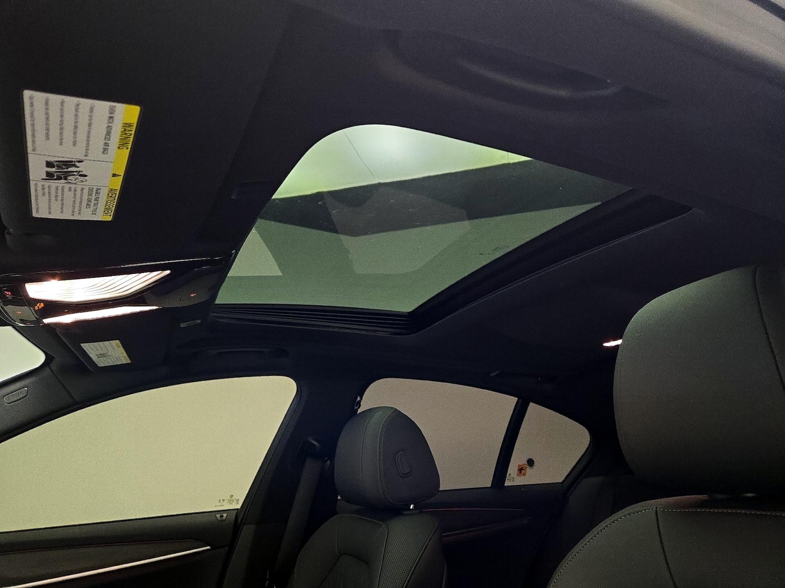 2023 BMW 5 Series 540i - Photo 21
