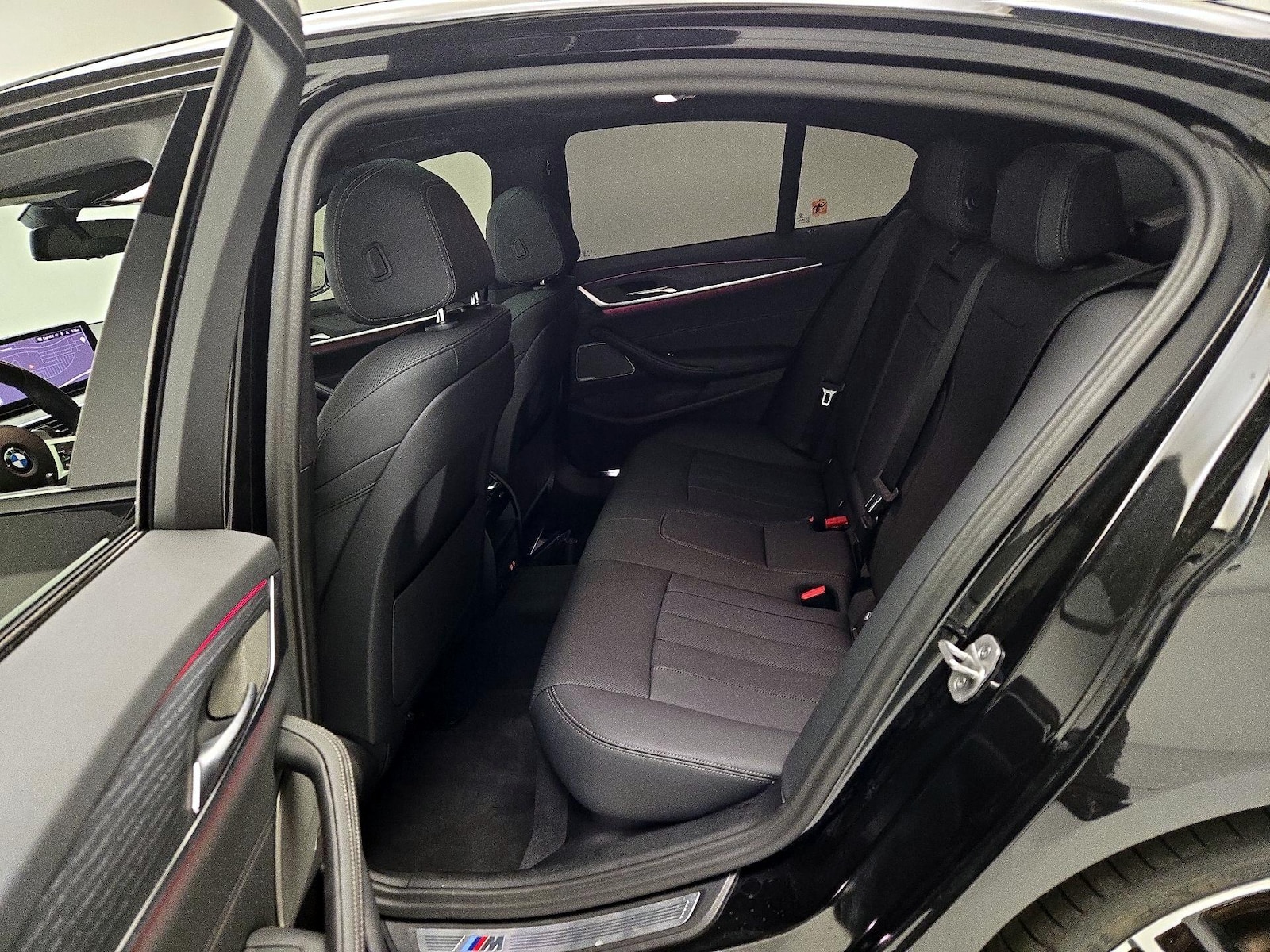 2023 BMW 5 Series 540i - Photo 22