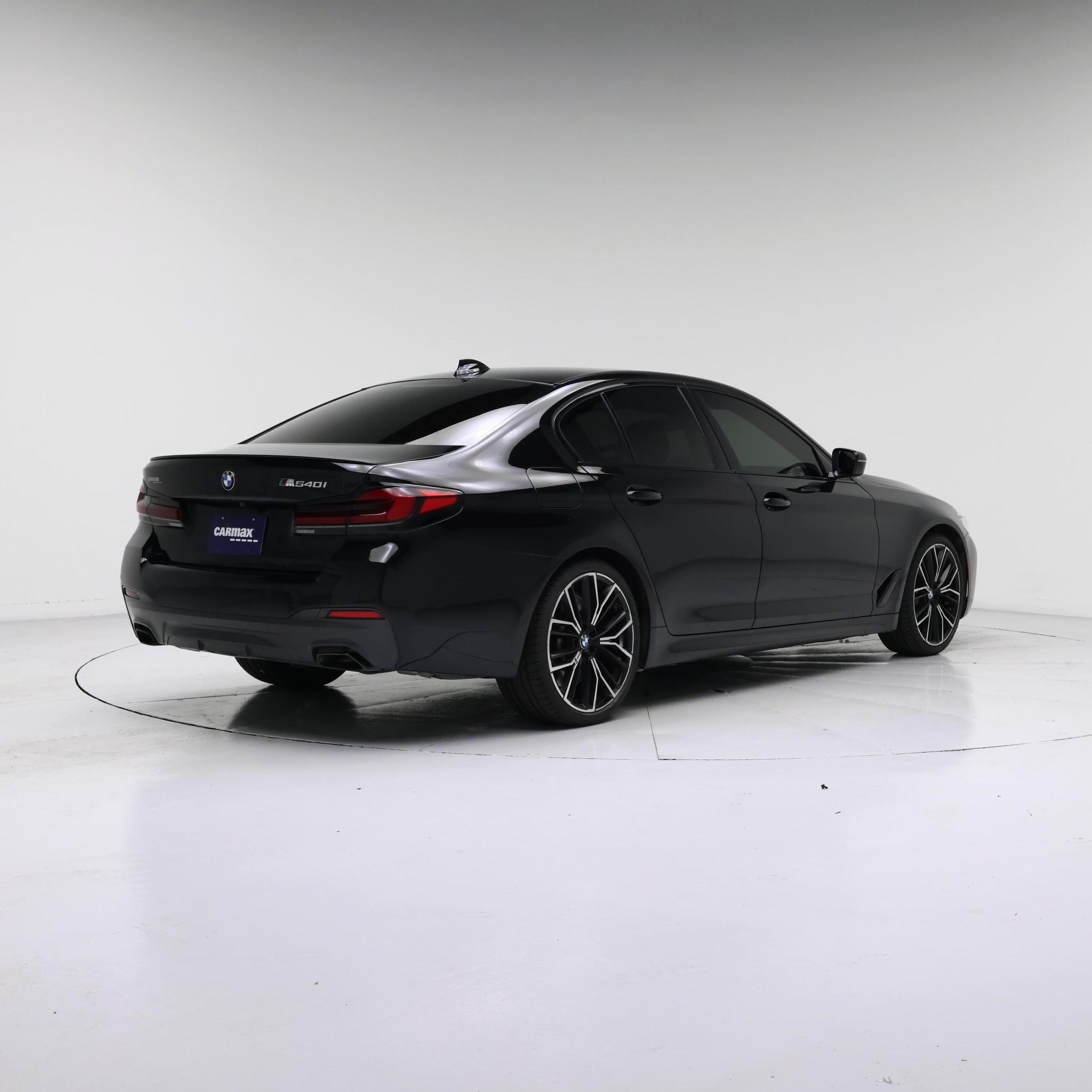 Thumbnail: 2023 BMW 5 Series - 8