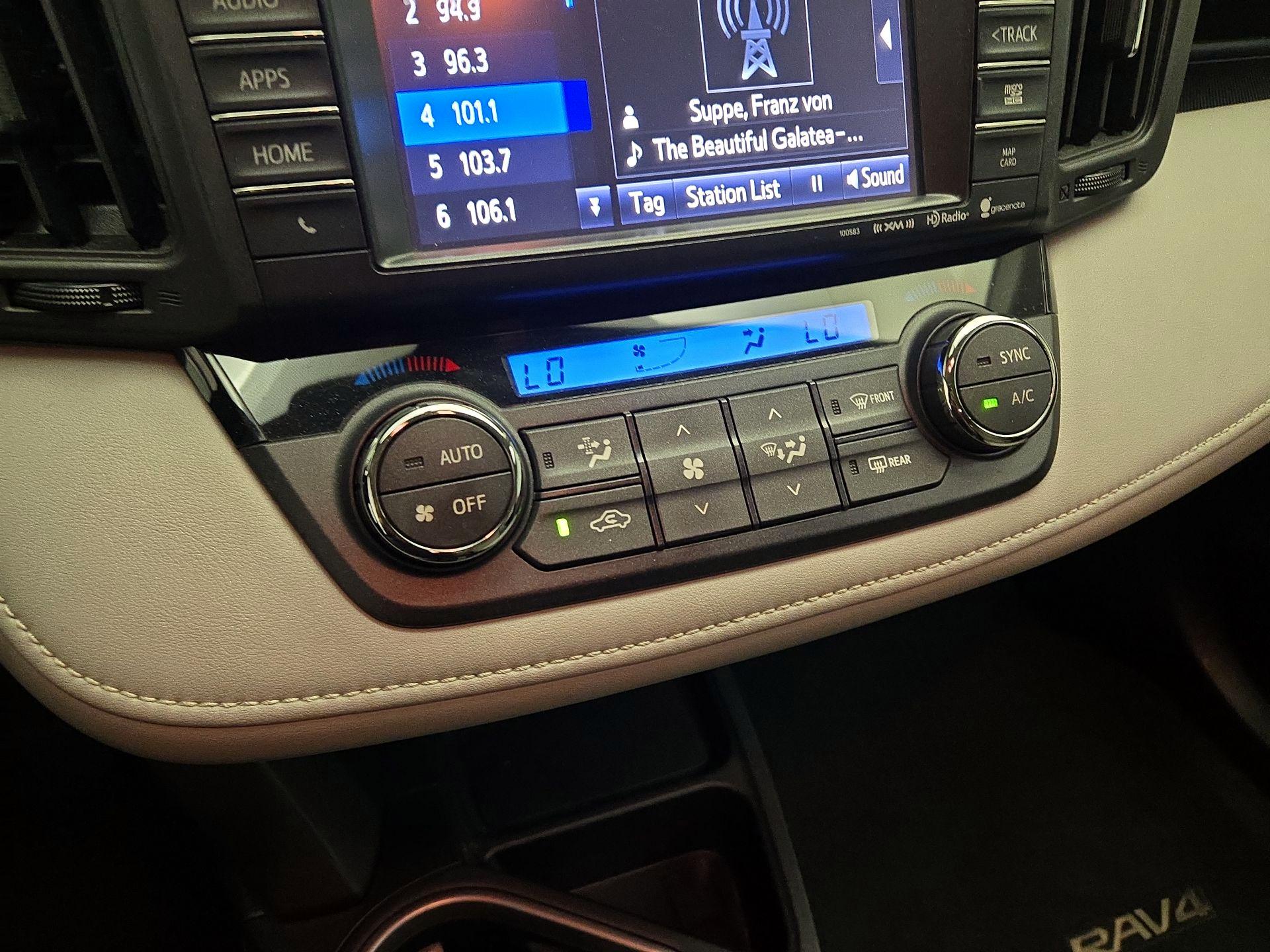 Thumbnail: 2016 Toyota RAV4 - 16
