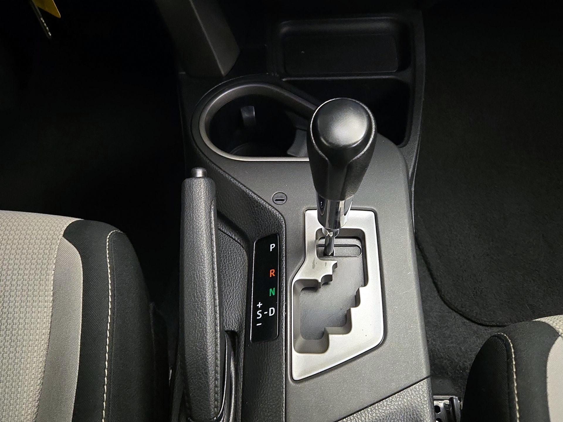 Thumbnail: 2016 Toyota RAV4 - 17