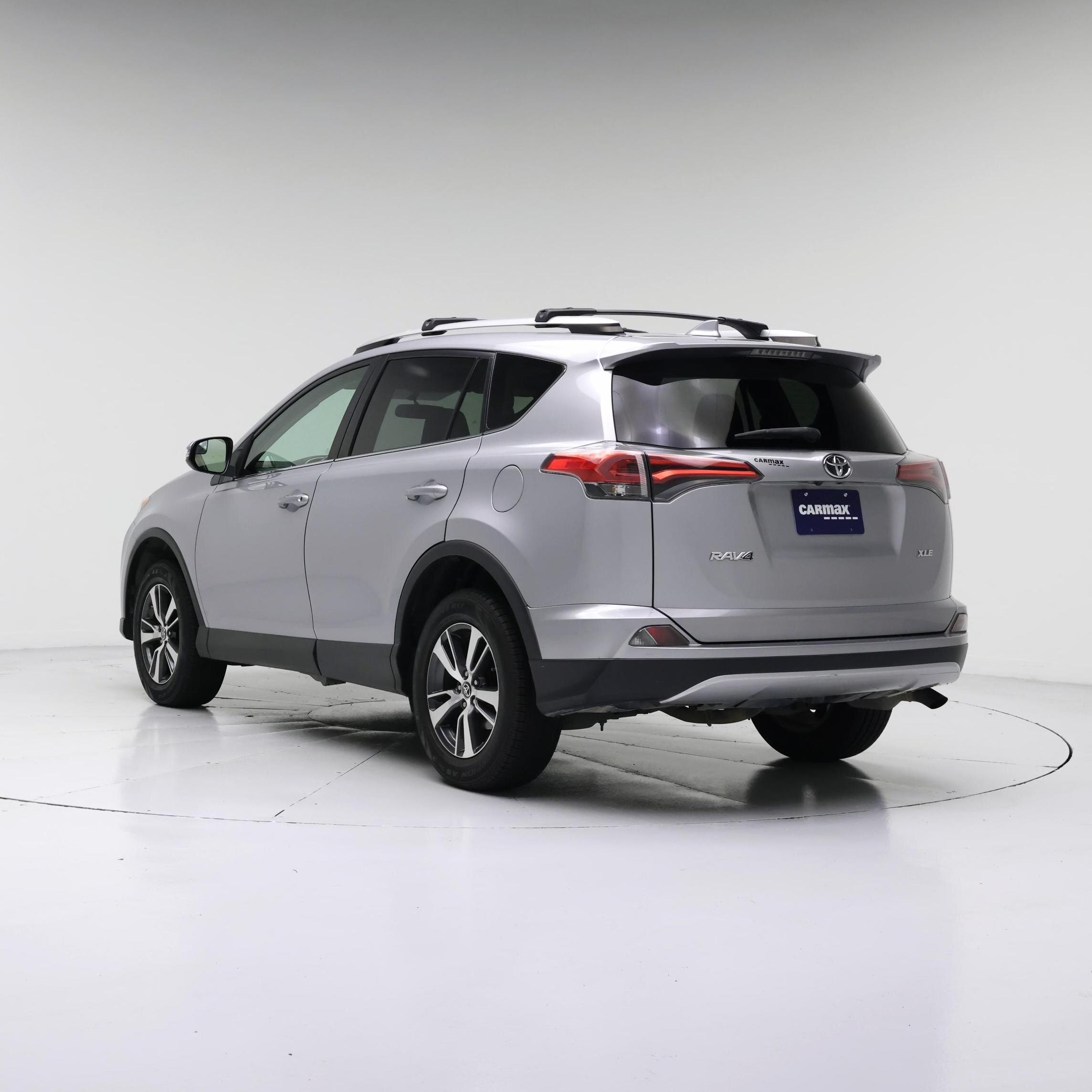 Thumbnail: 2016 Toyota RAV4 - 2