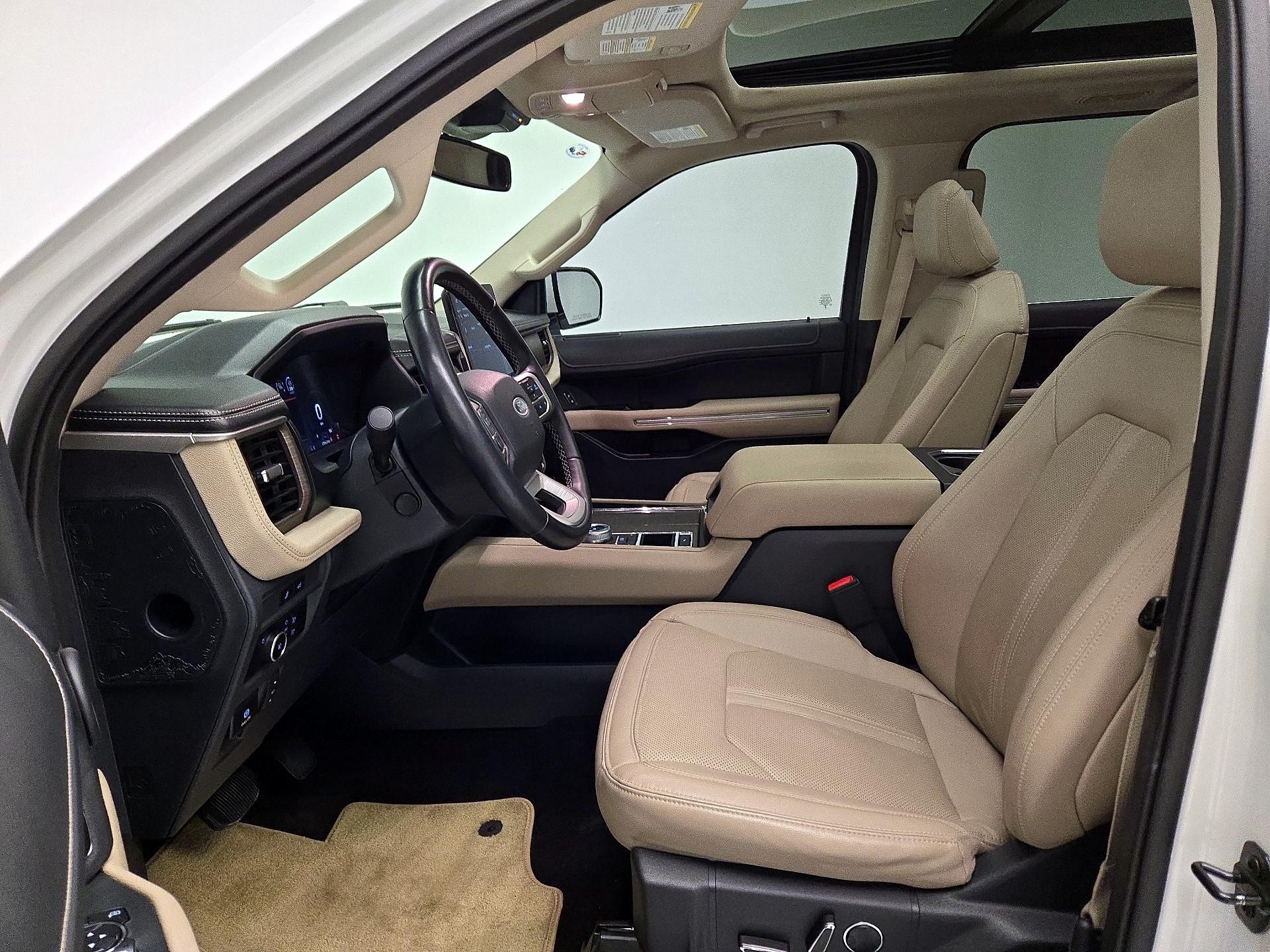 Thumbnail: 2023 Ford Expedition - 11