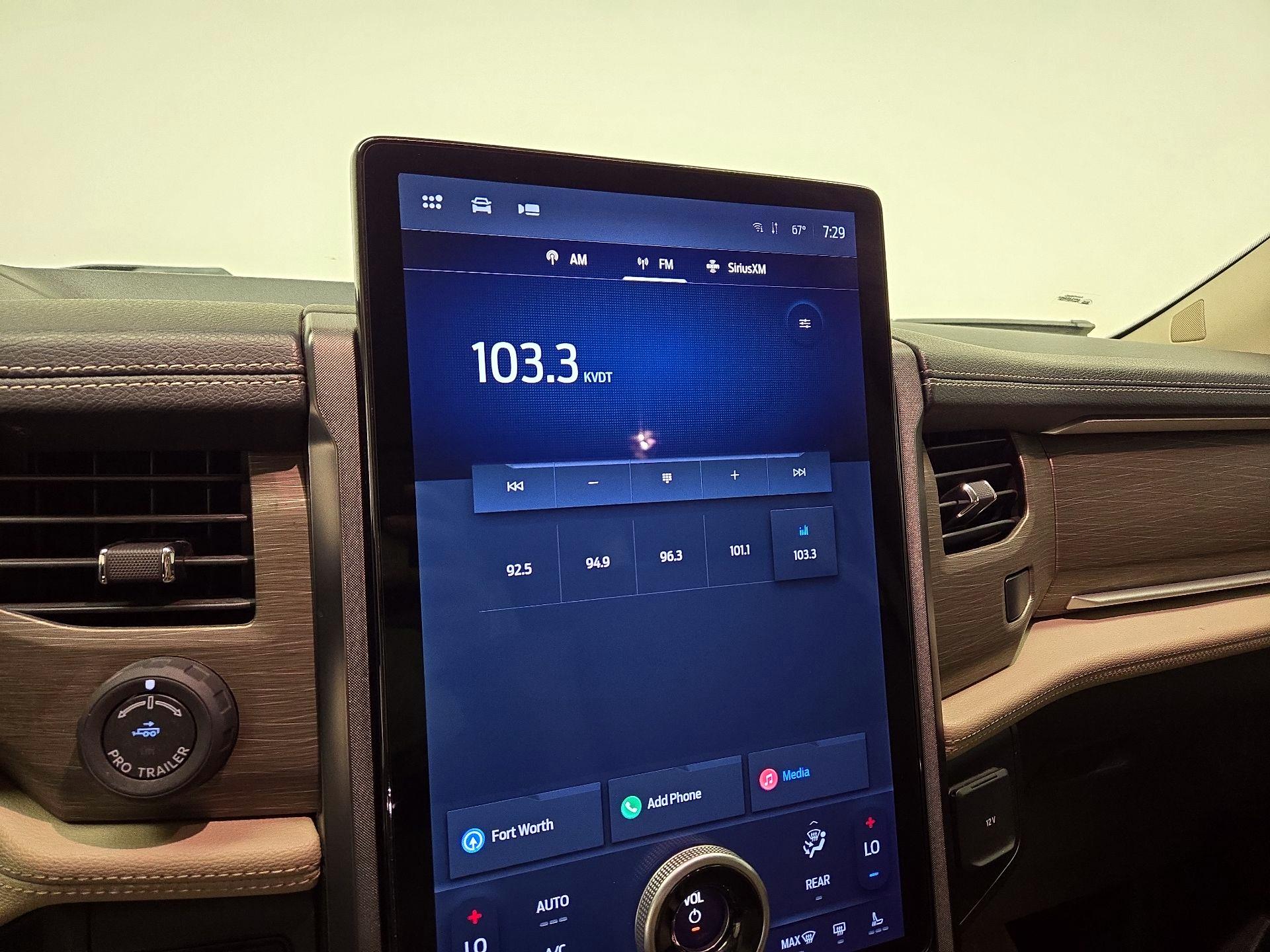 Thumbnail: 2023 Ford Expedition - 16