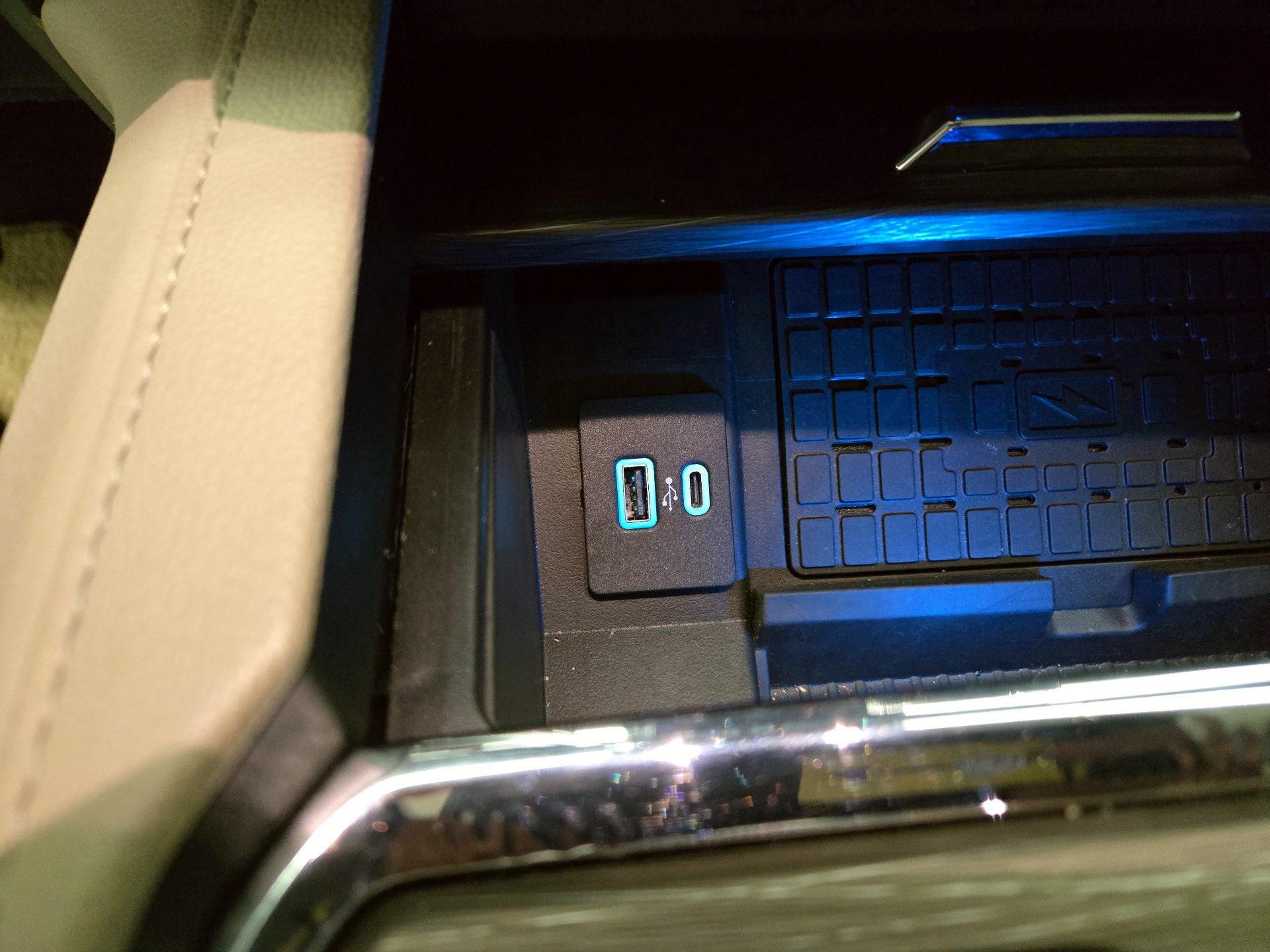 Thumbnail: 2023 Ford Expedition - 19