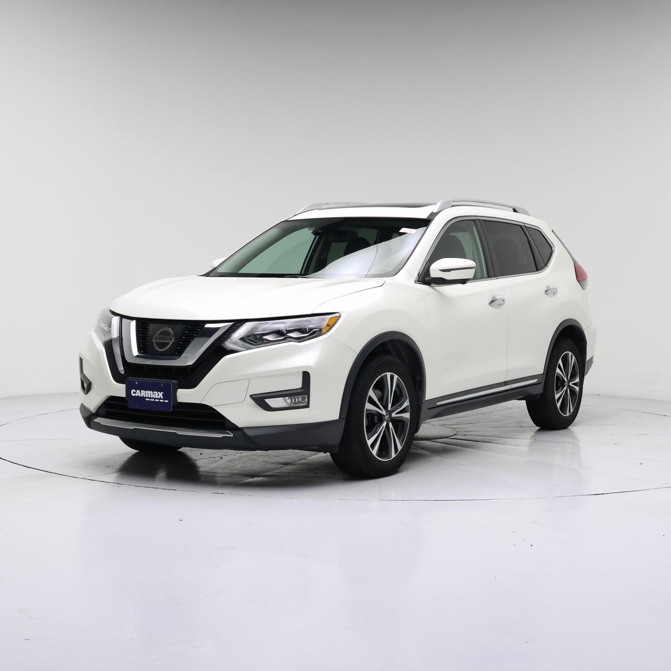 Thumbnail: 2017 Nissan Rogue - 4