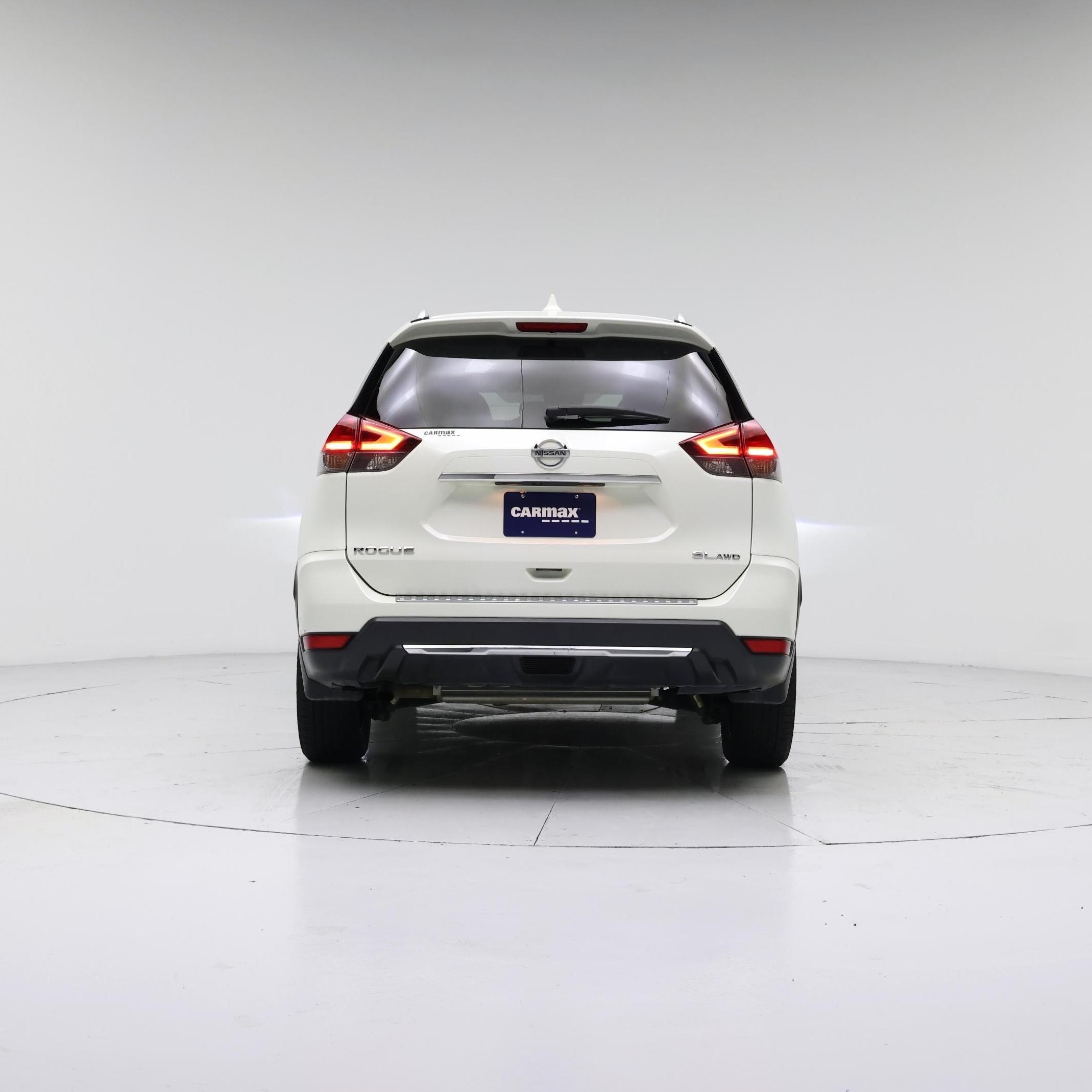 Thumbnail: 2017 Nissan Rogue - 6