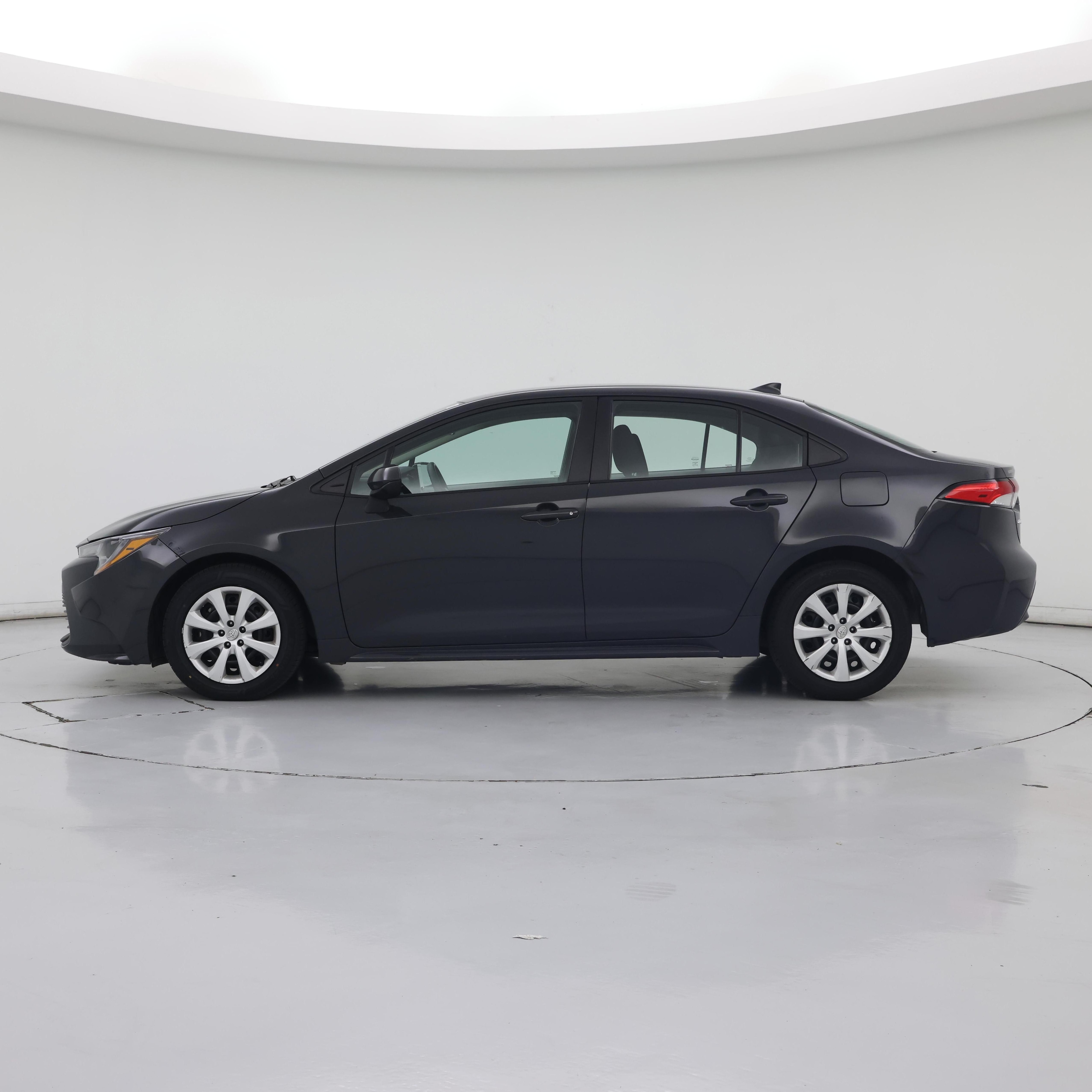 Thumbnail: 2025 Toyota Corolla - 3