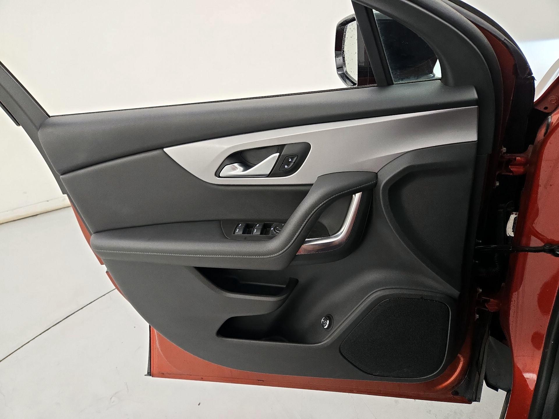 Thumbnail: 2022 Chevrolet Blazer - 12