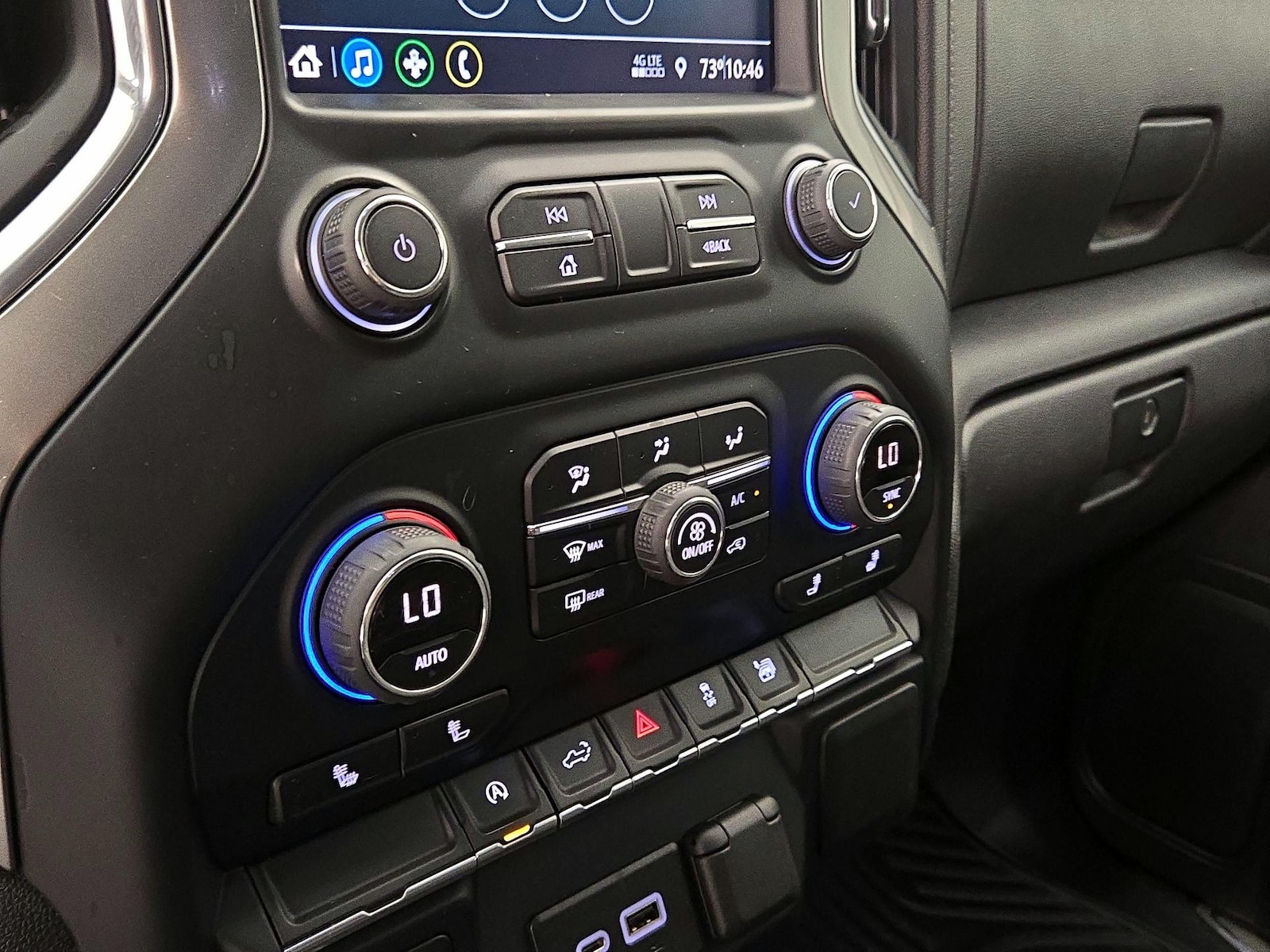 2021 Chevrolet Silverado 1500 RST - Photo 17