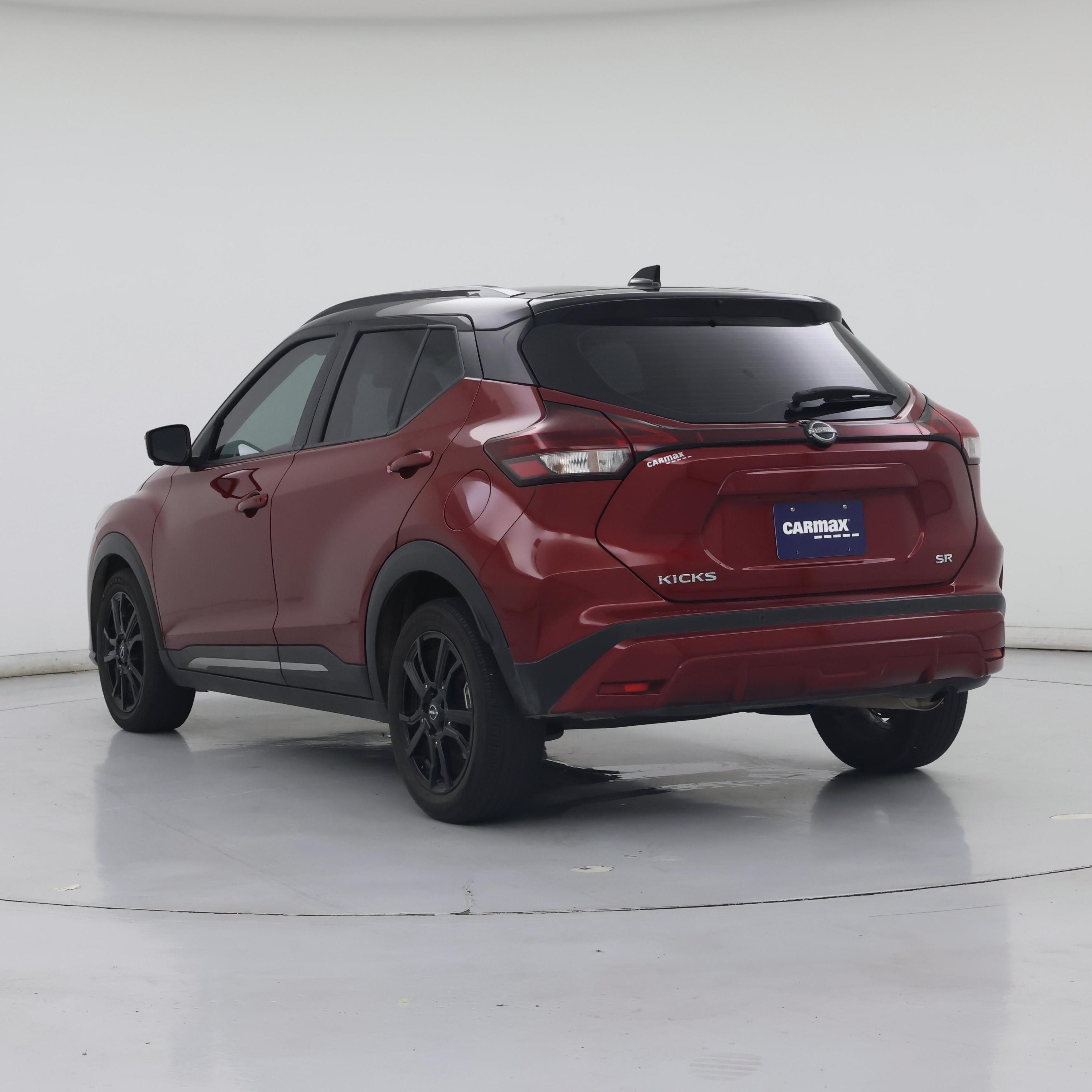 Thumbnail: 2023 Nissan Kicks - 2