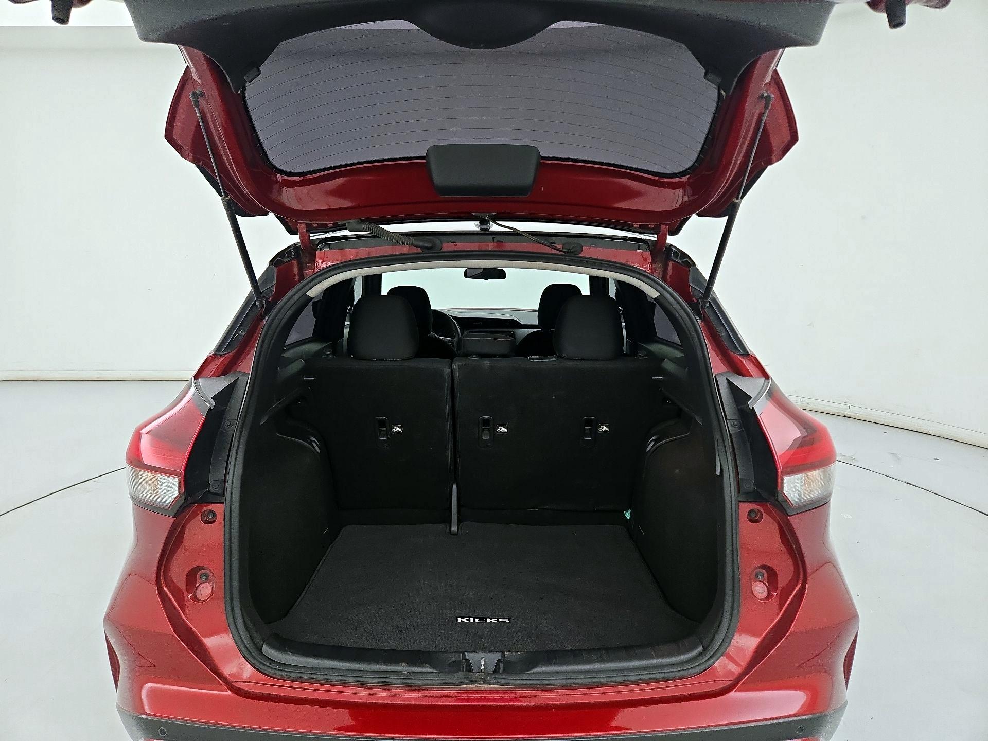 Thumbnail: 2023 Nissan Kicks - 20