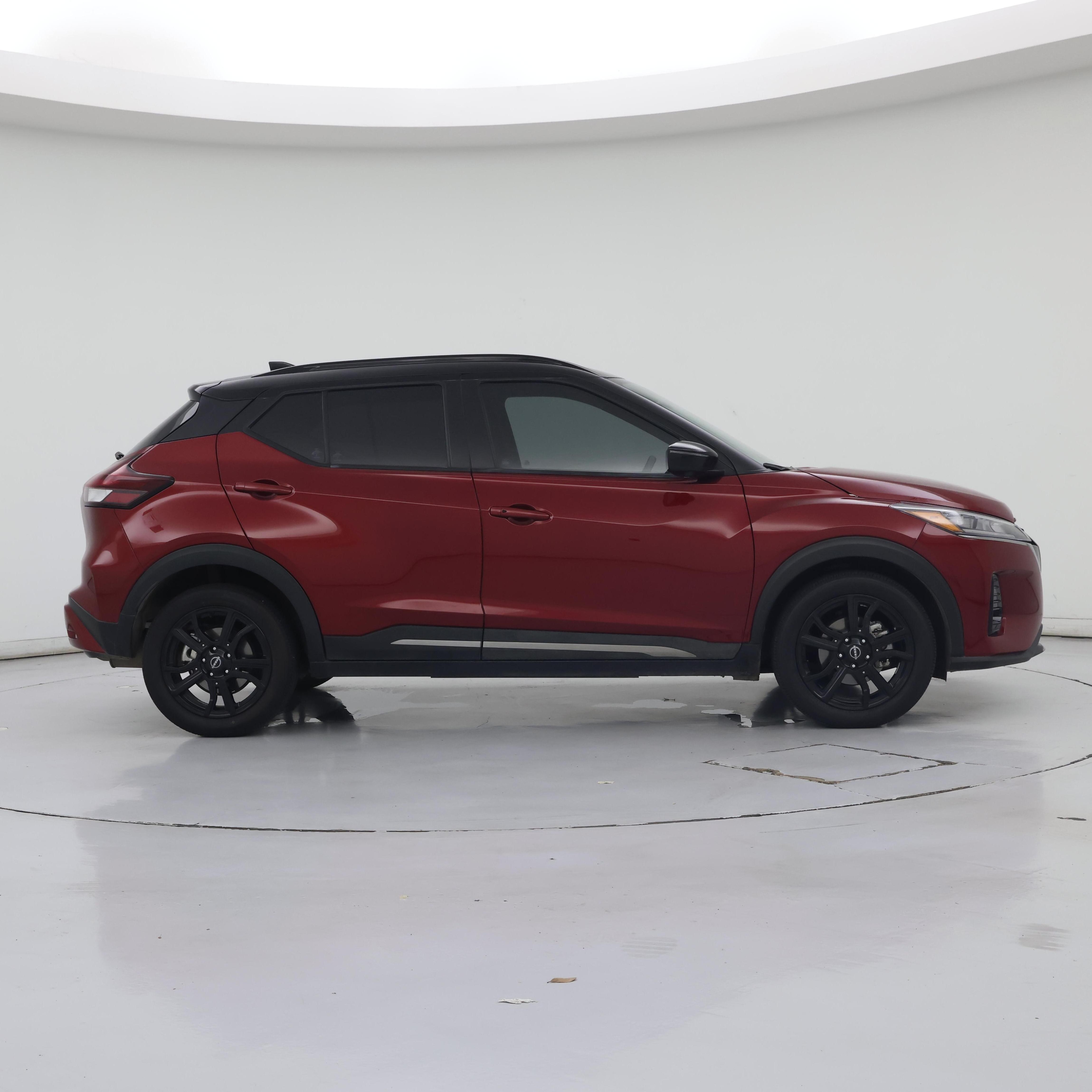 Thumbnail: 2023 Nissan Kicks - 7