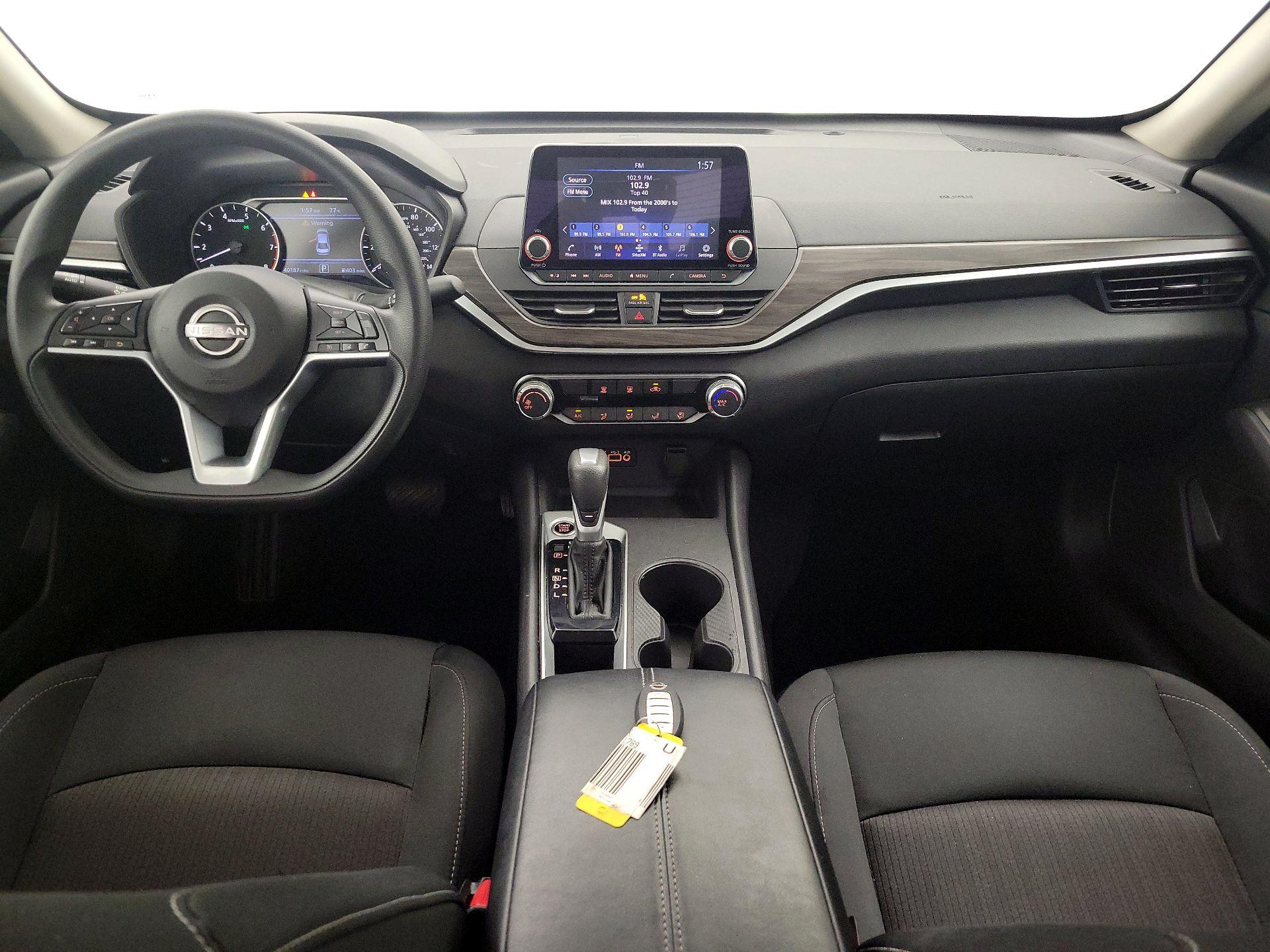 Thumbnail: 2025 Nissan Altima - 9