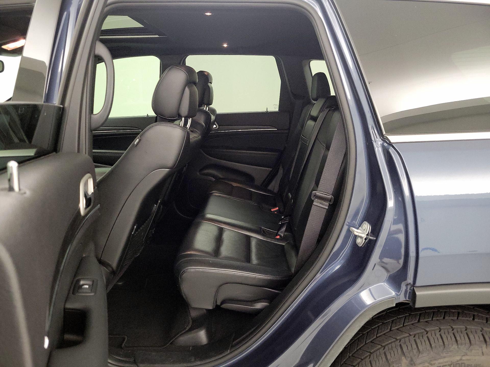 Thumbnail: 2021 Jeep Grand Cherokee - 20