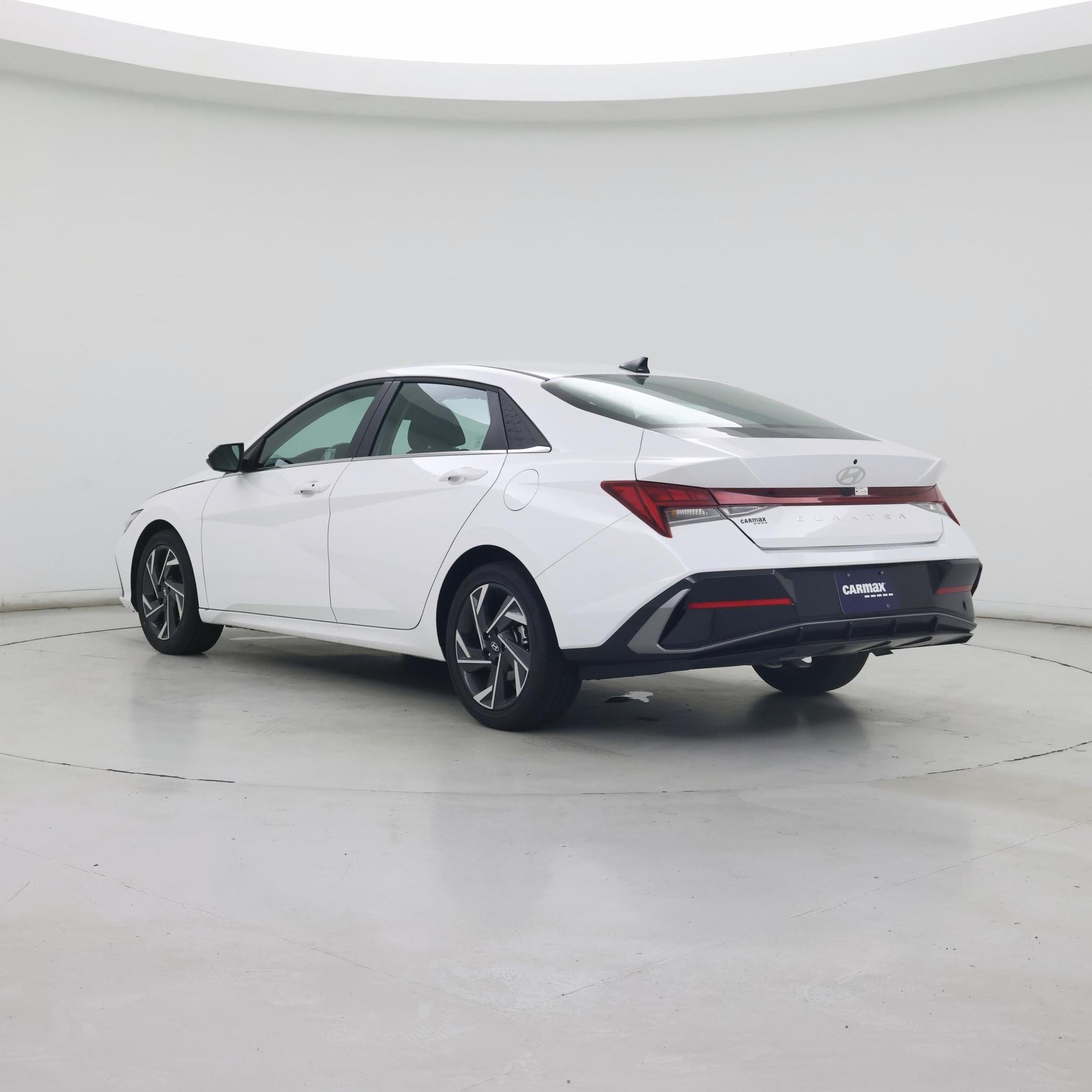 Thumbnail: 2025 Hyundai Elantra - 2