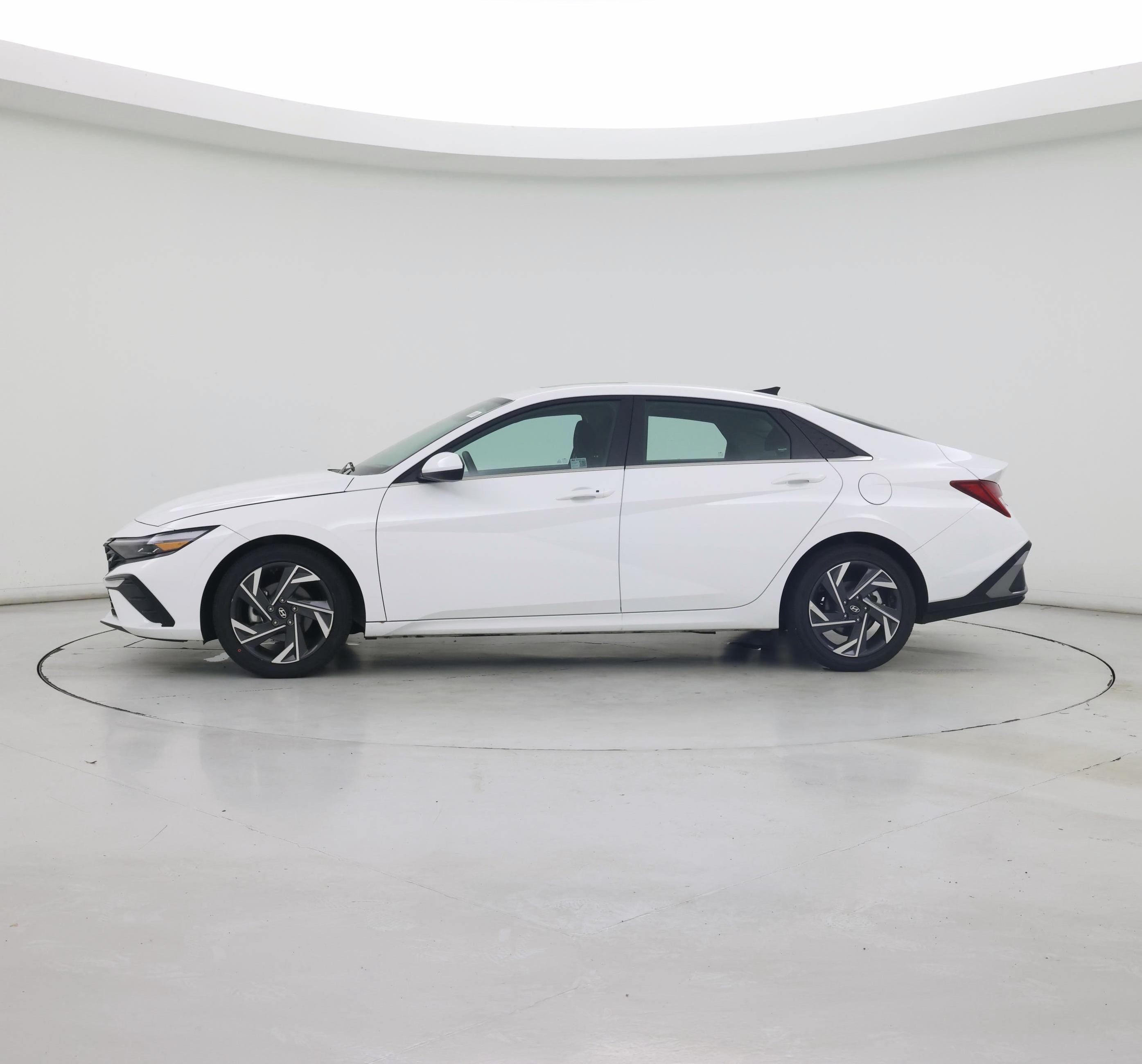 Thumbnail: 2025 Hyundai Elantra - 3