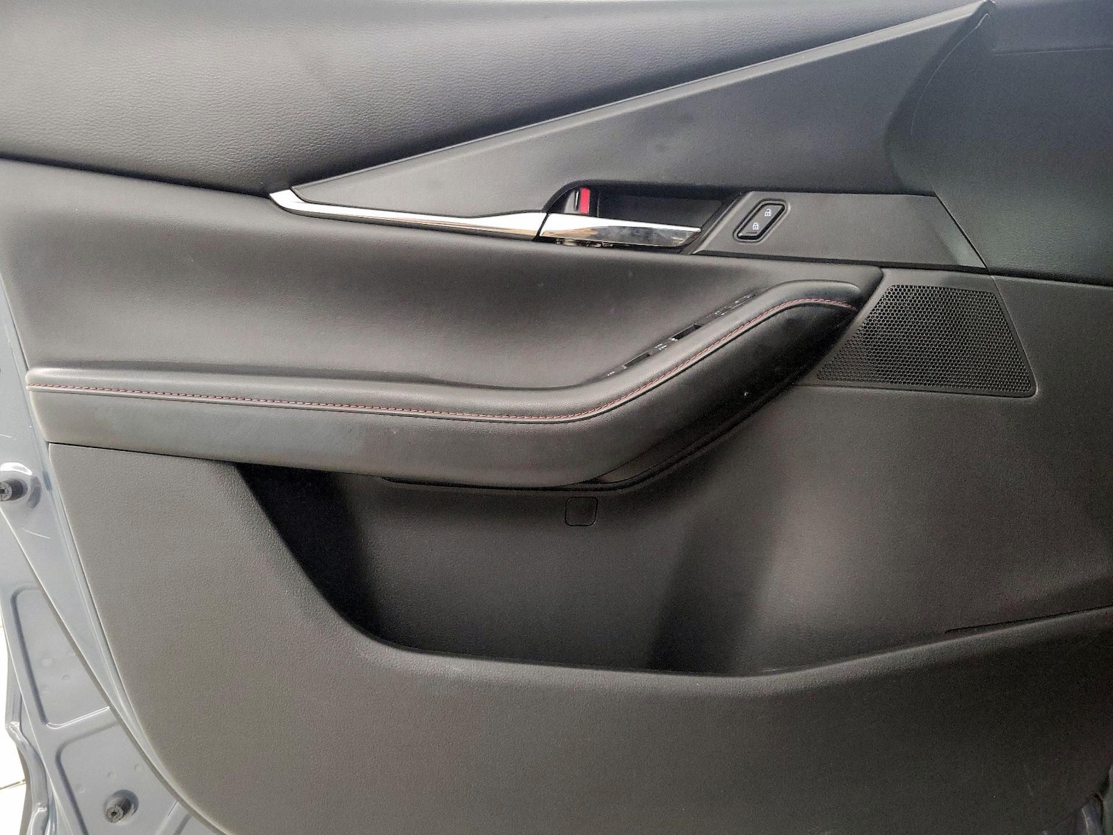 2023 Mazda CX-30 Carbon Edition - Photo 13