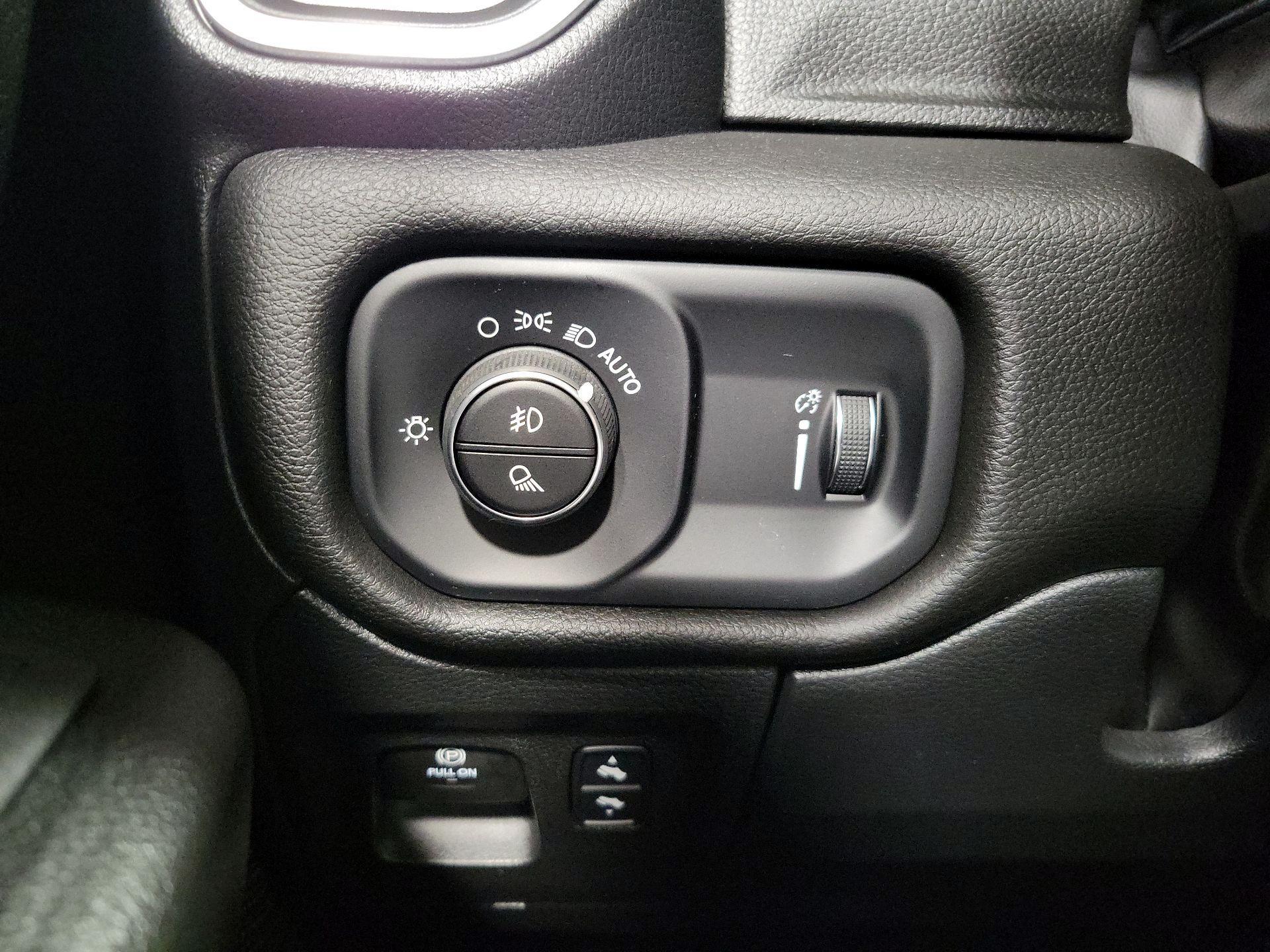 Thumbnail: 2024 RAM 1500 - 13