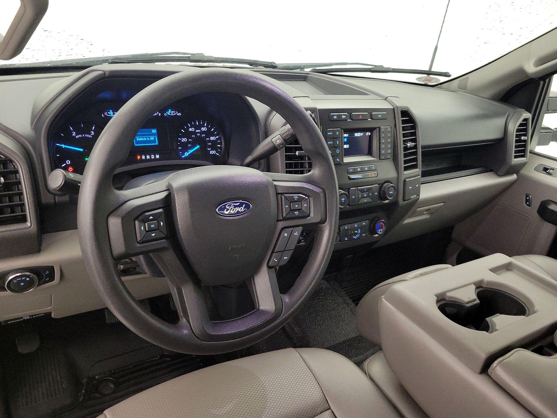 Thumbnail: 2022 Ford F-350 - 9