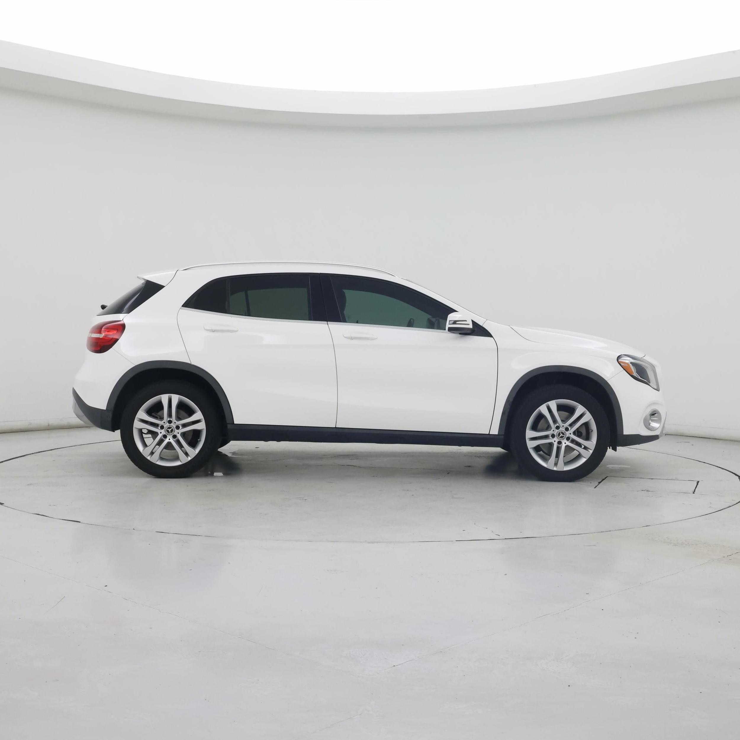 Thumbnail: 2020 Mercedes-Benz GLA - 7