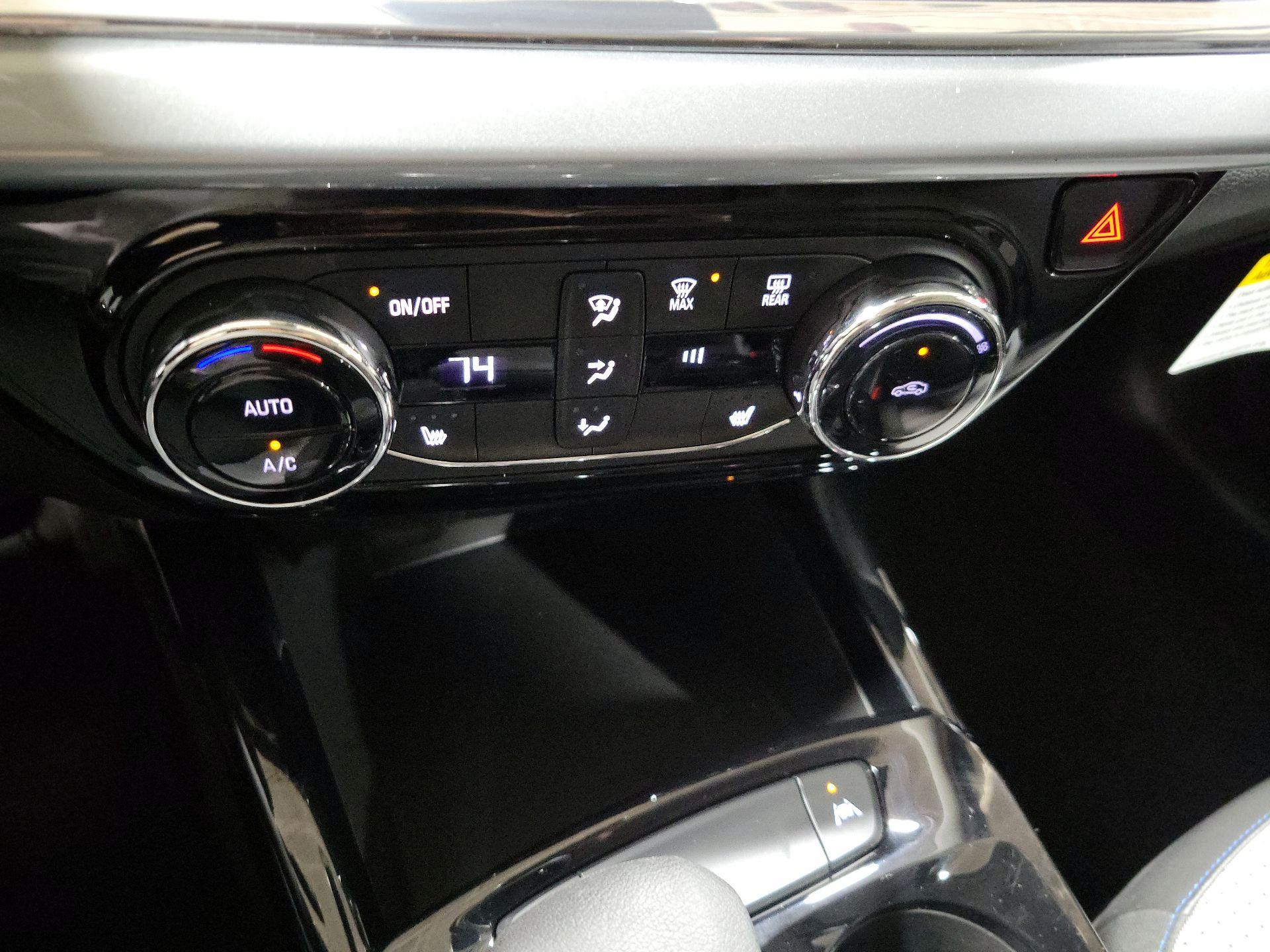 Thumbnail: 2025 Chevrolet Trax - 16