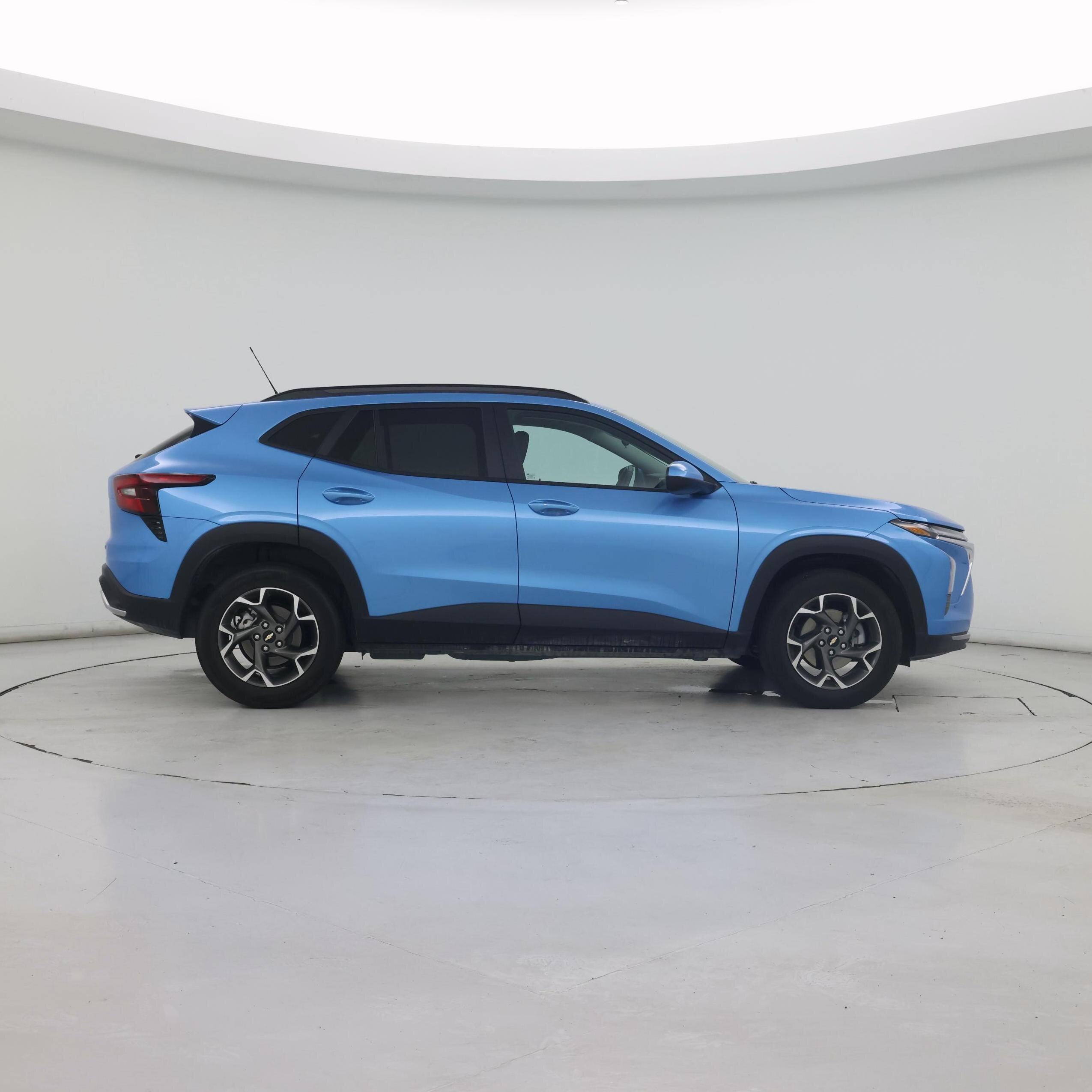 Thumbnail: 2025 Chevrolet Trax - 7