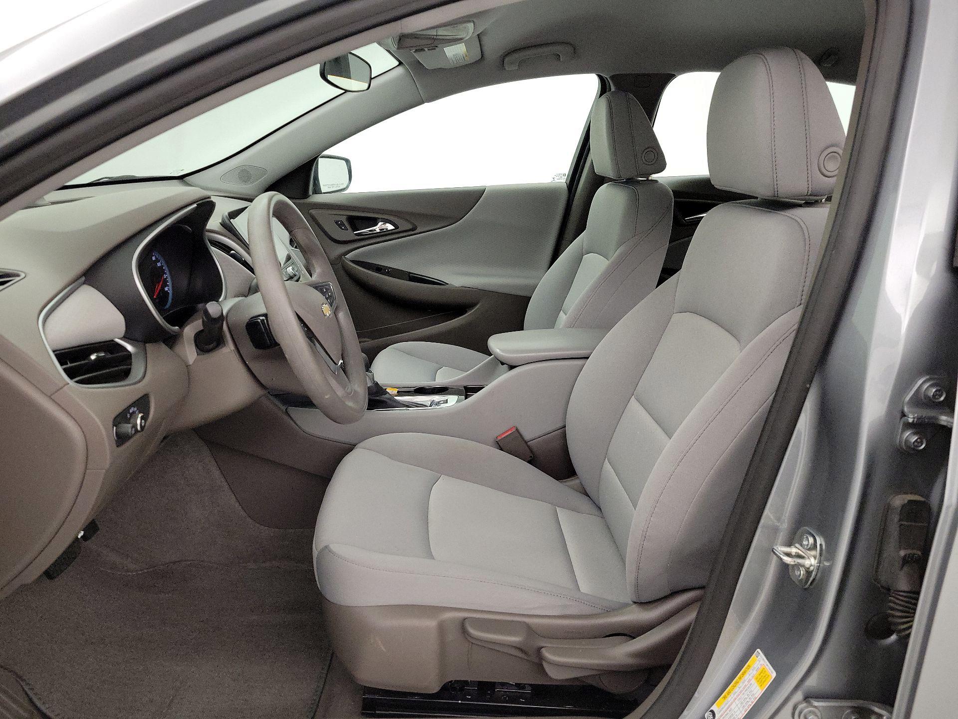 Thumbnail: 2023 Chevrolet Malibu - 11