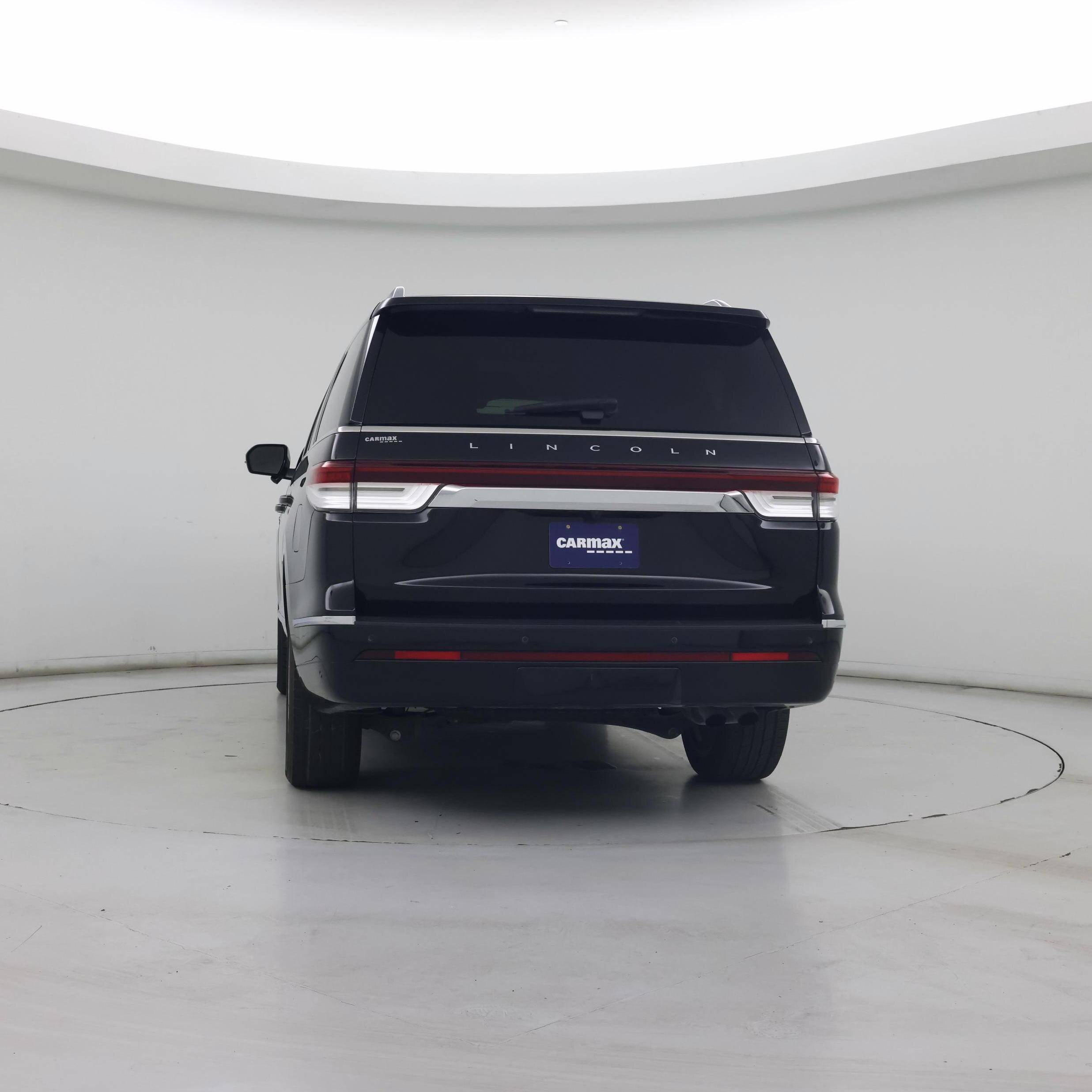 Thumbnail: 2022 Lincoln Navigator L - 6