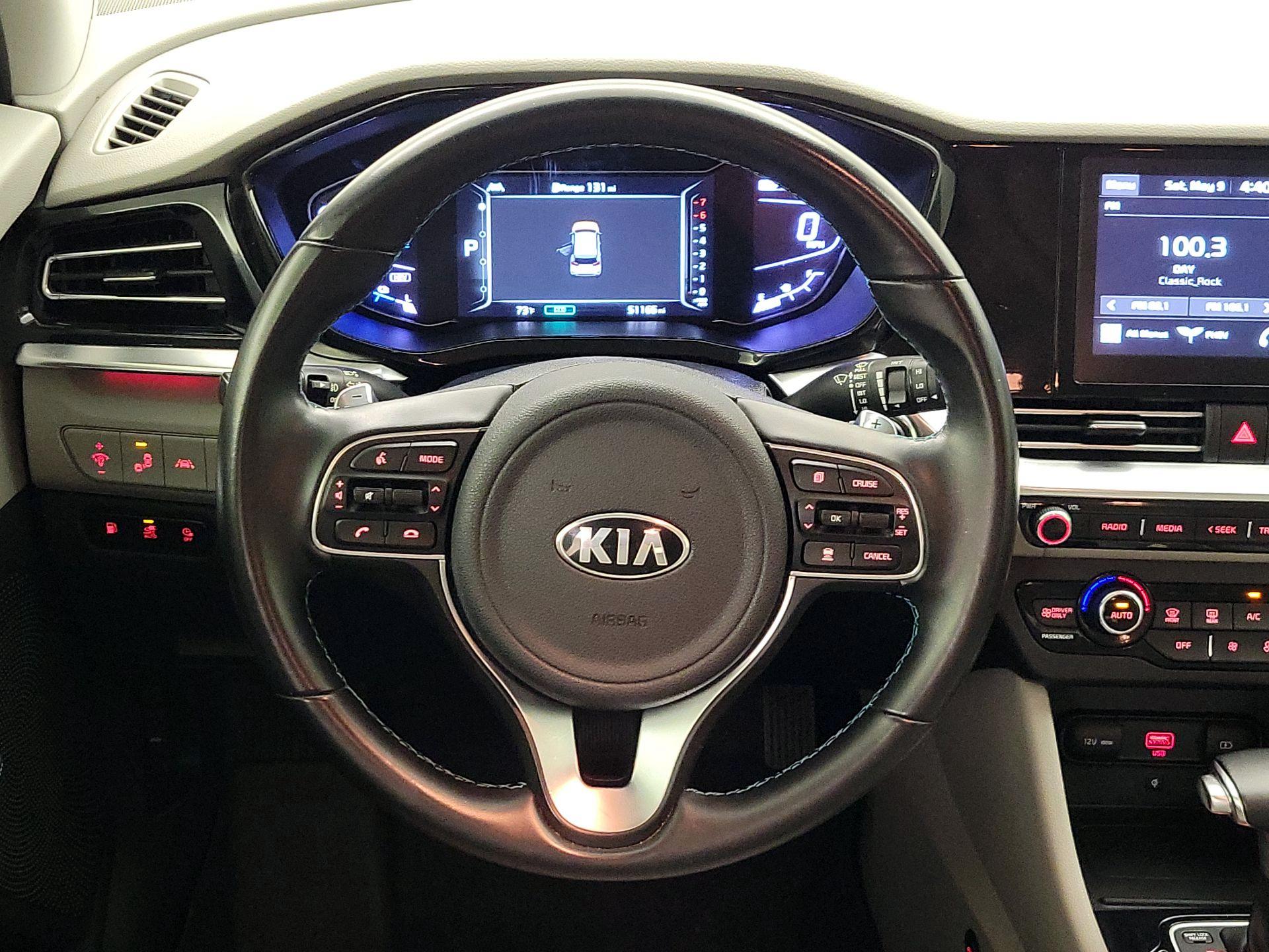 Thumbnail: 2020 Kia Niro - 10