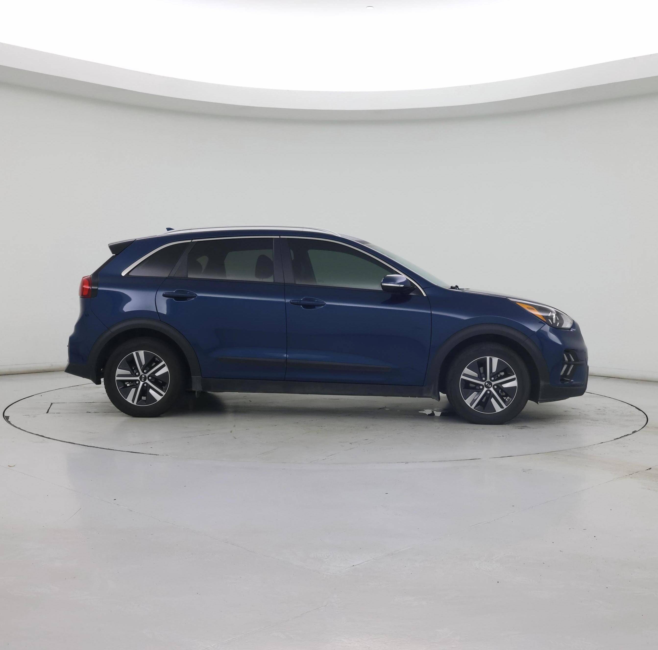 Thumbnail: 2020 Kia Niro - 7