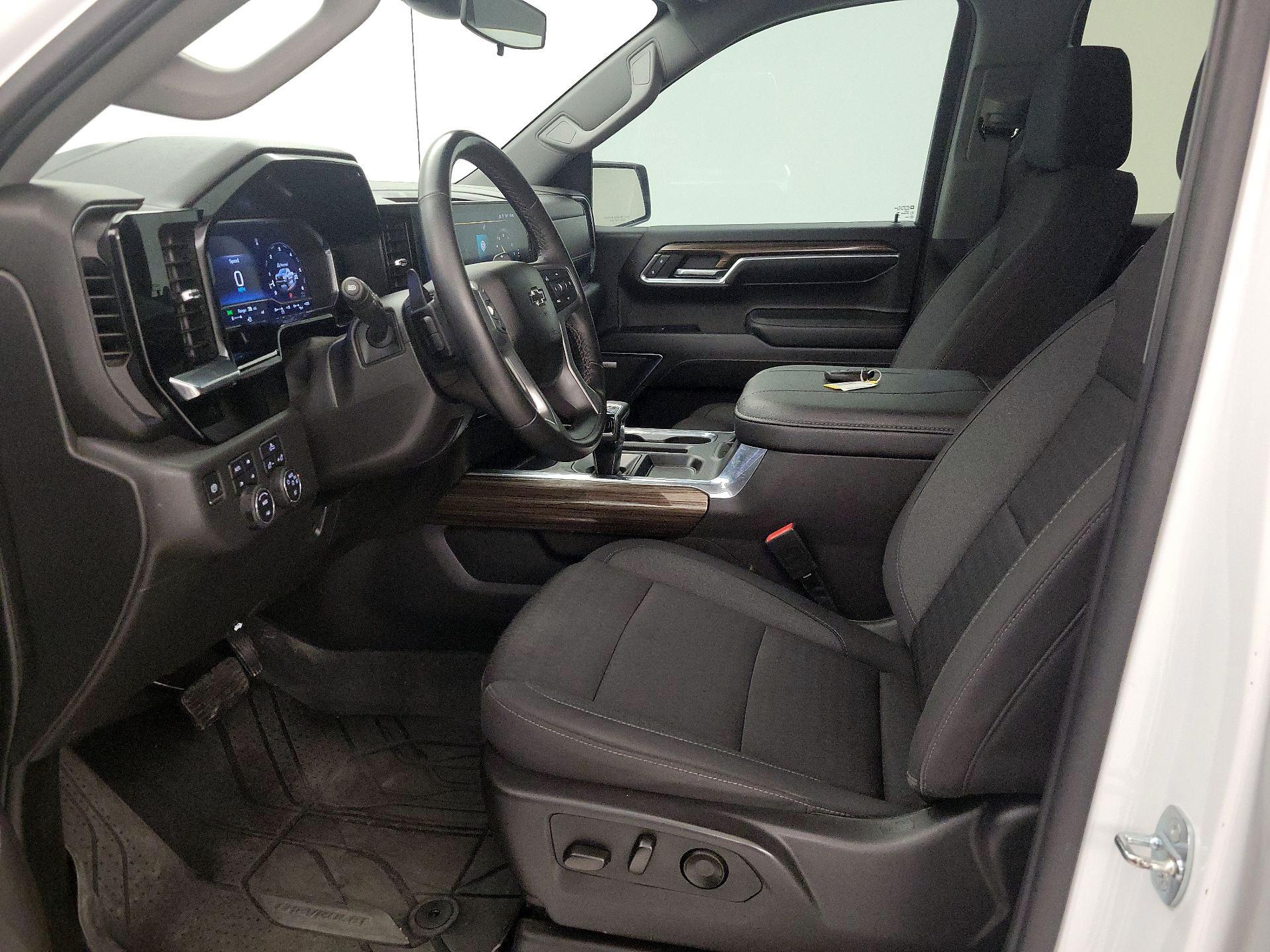 Thumbnail: 2023 Chevrolet Silverado 1500 - 11