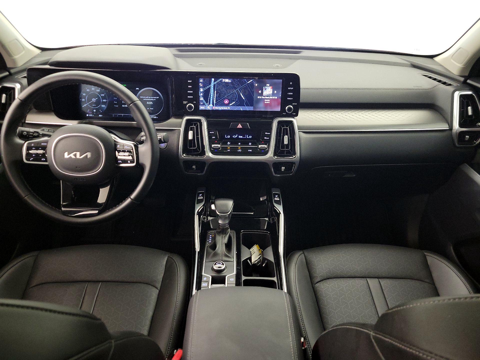 Thumbnail: 2023 Kia Sorento - 9