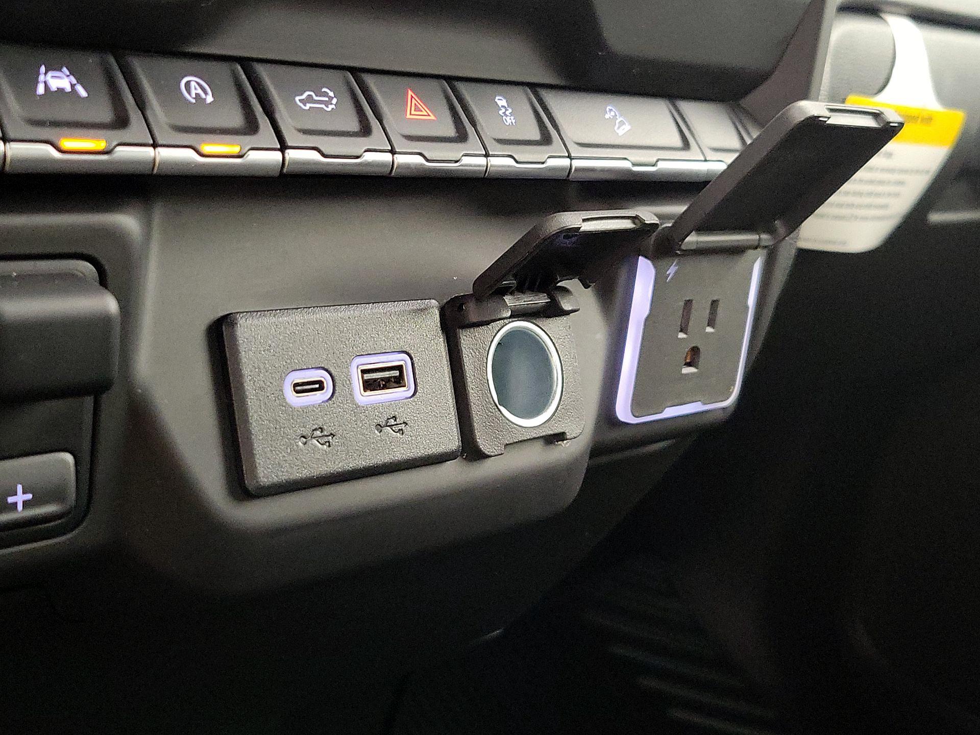 Thumbnail: 2025 Chevrolet Silverado 1500 - 18