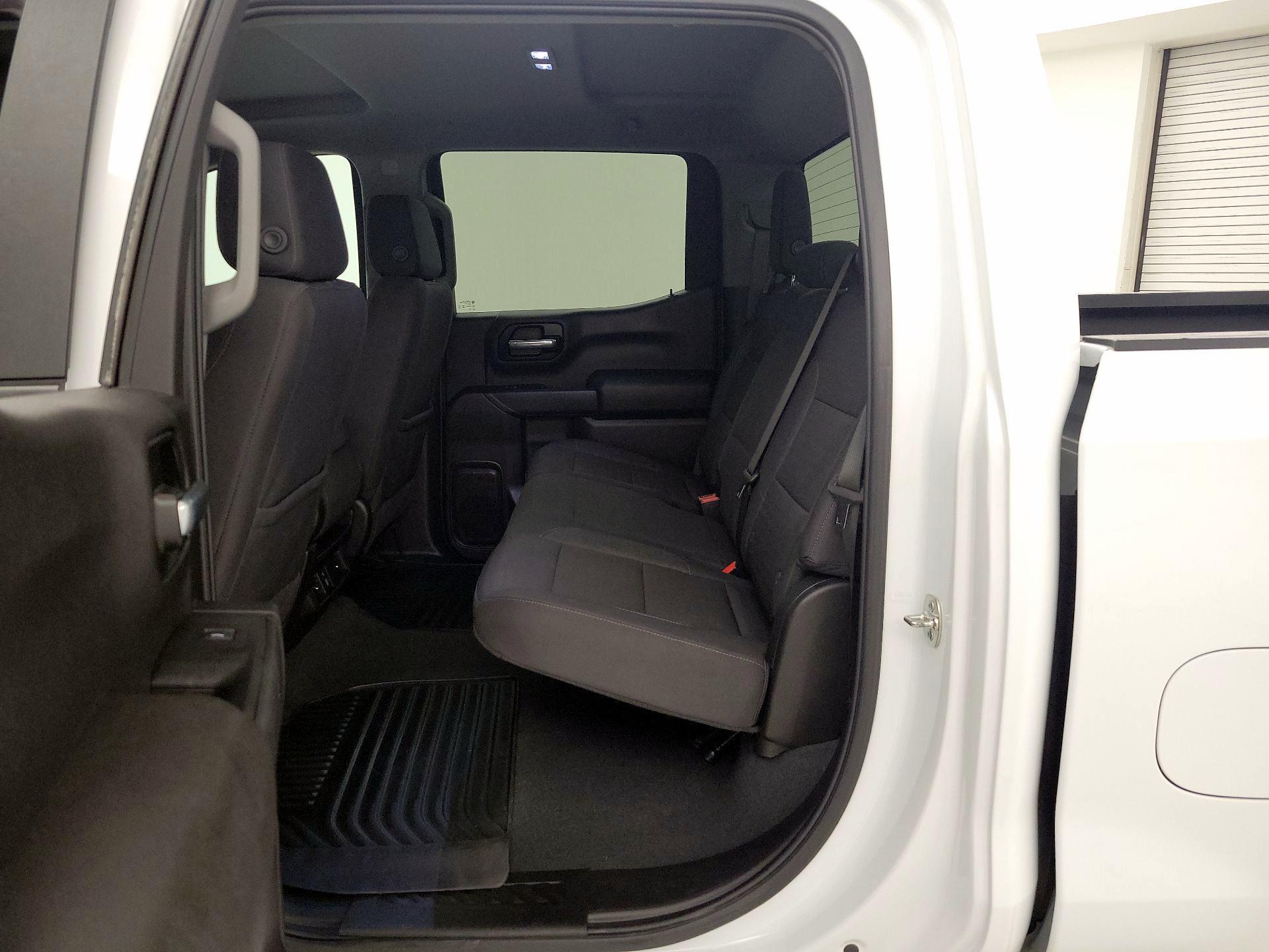 Thumbnail: 2025 Chevrolet Silverado 1500 - 19