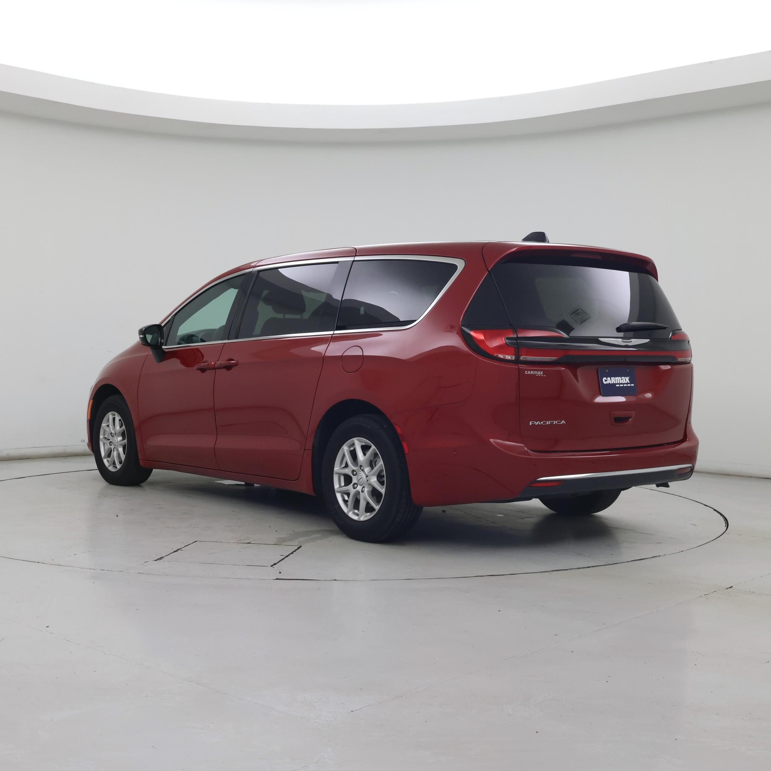 Thumbnail: 2025 Chrysler Pacifica - 2