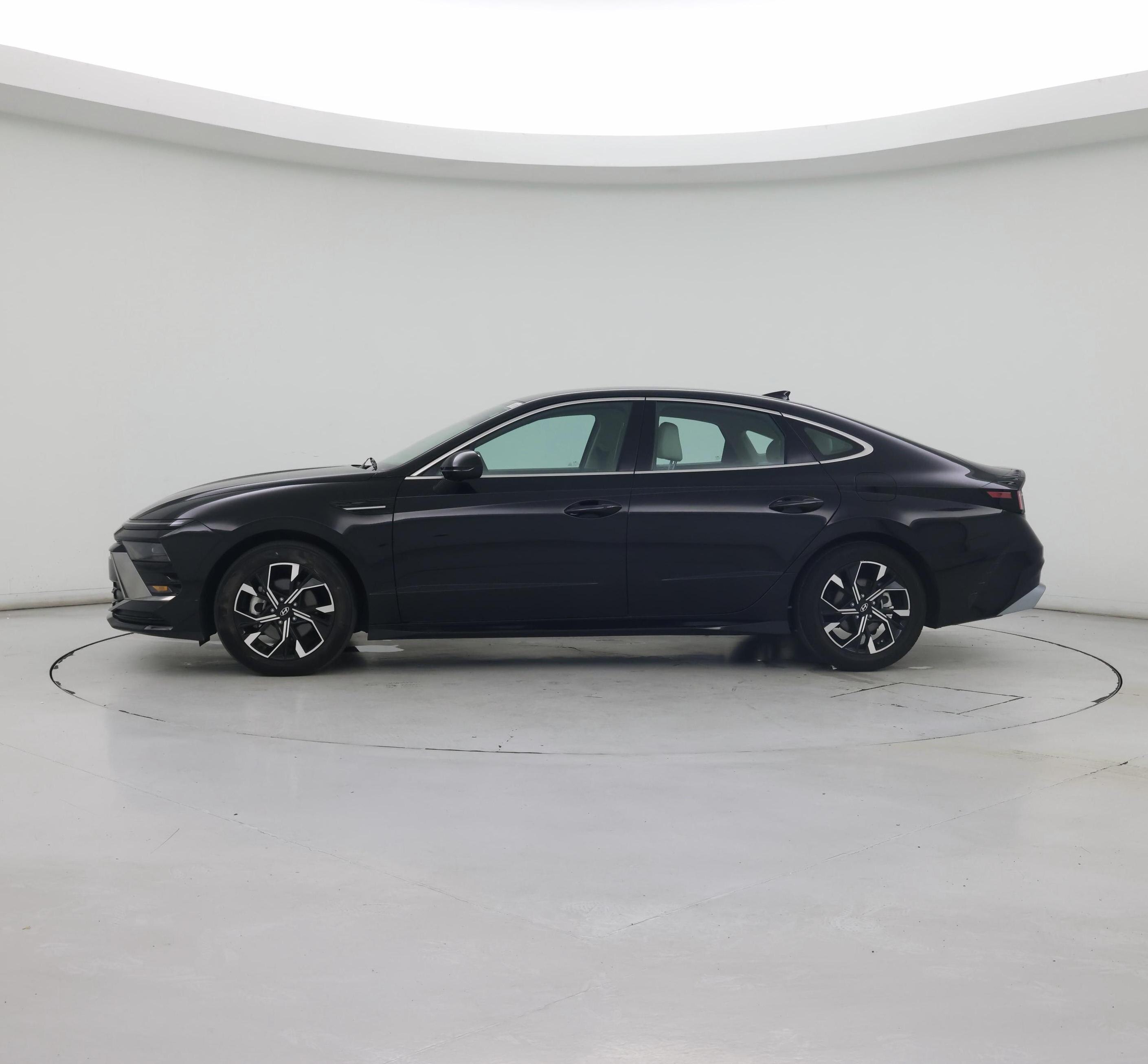 Thumbnail: 2025 Hyundai Sonata - 3