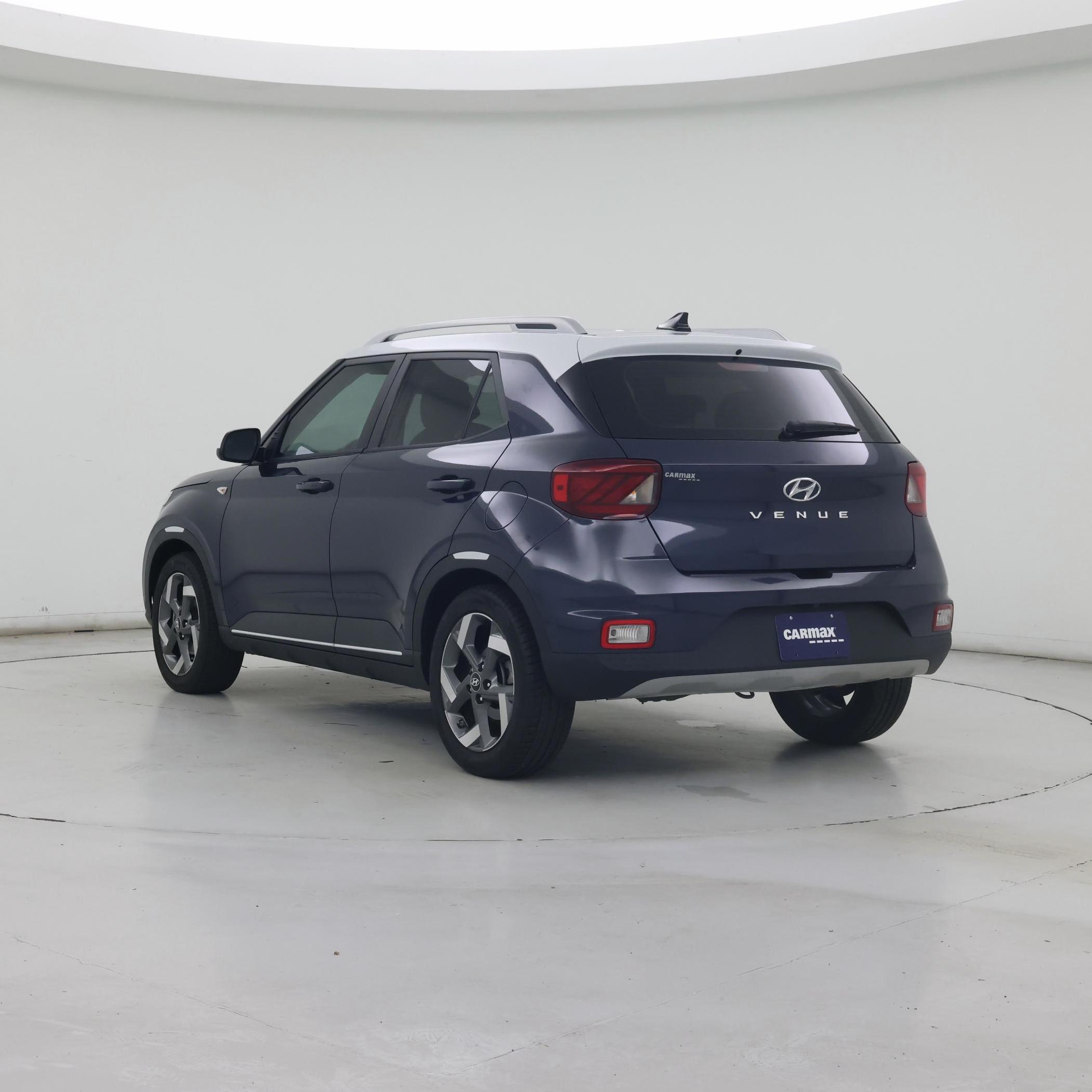 Thumbnail: 2022 Hyundai Venue - 2
