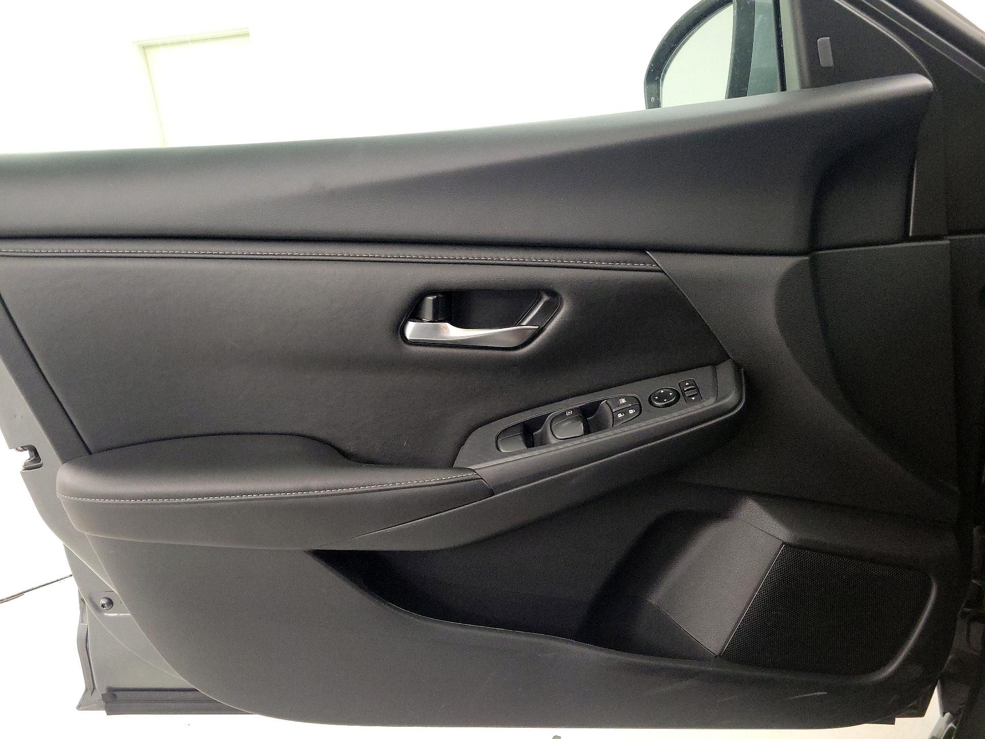 Thumbnail: 2025 Nissan Sentra - 12