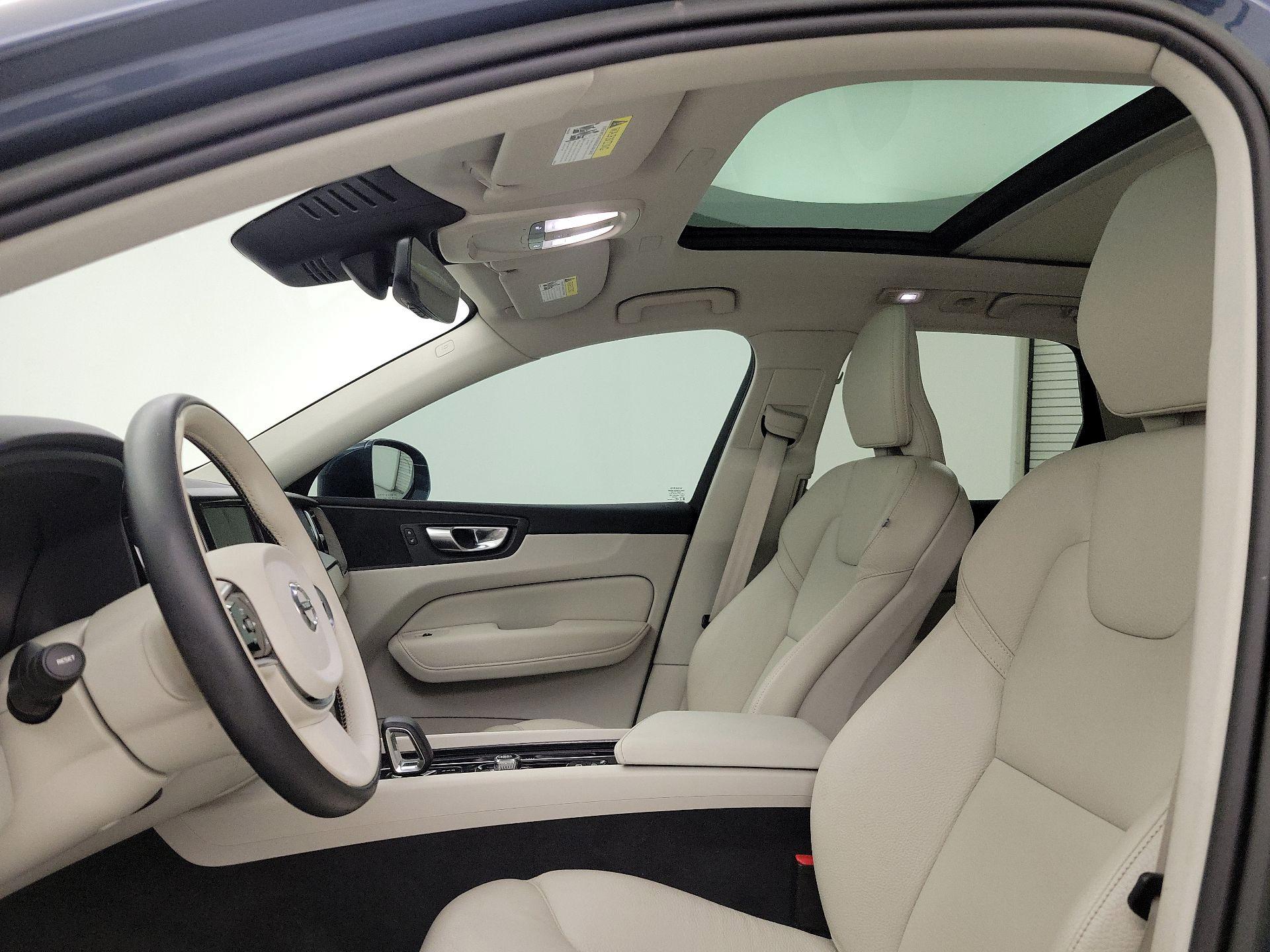 Thumbnail: 2023 Volvo XC60 - 18