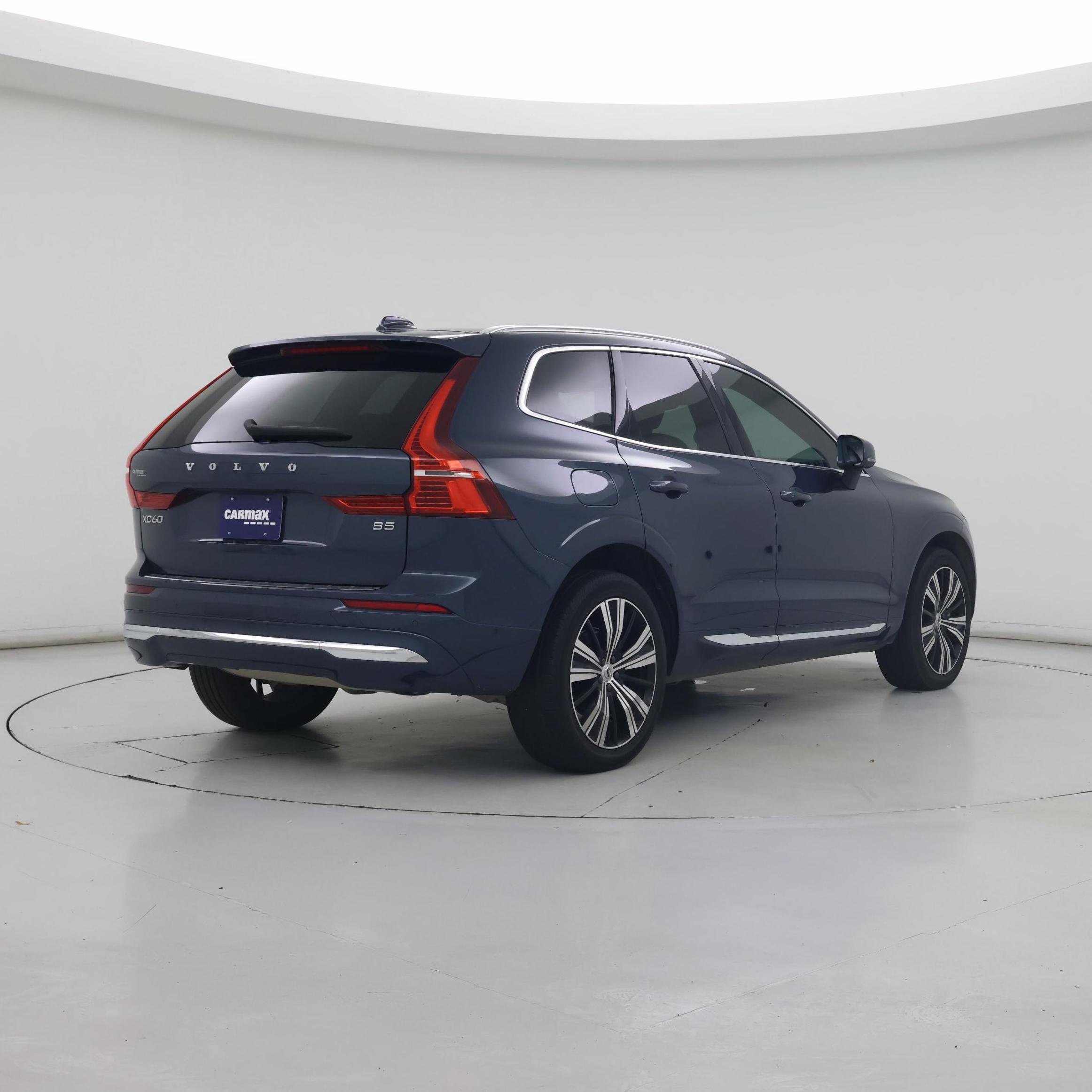 Thumbnail: 2023 Volvo XC60 - 8