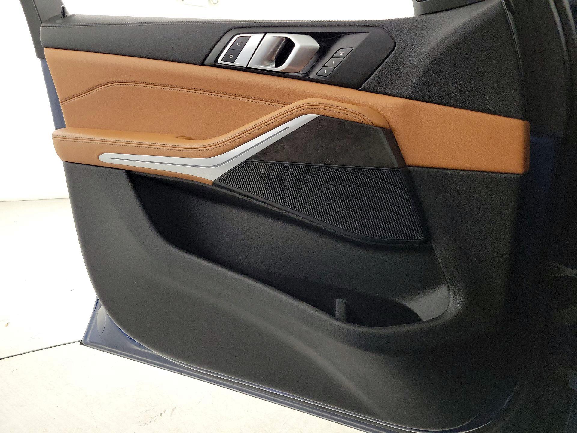 Thumbnail: 2023 BMW X5 - 12