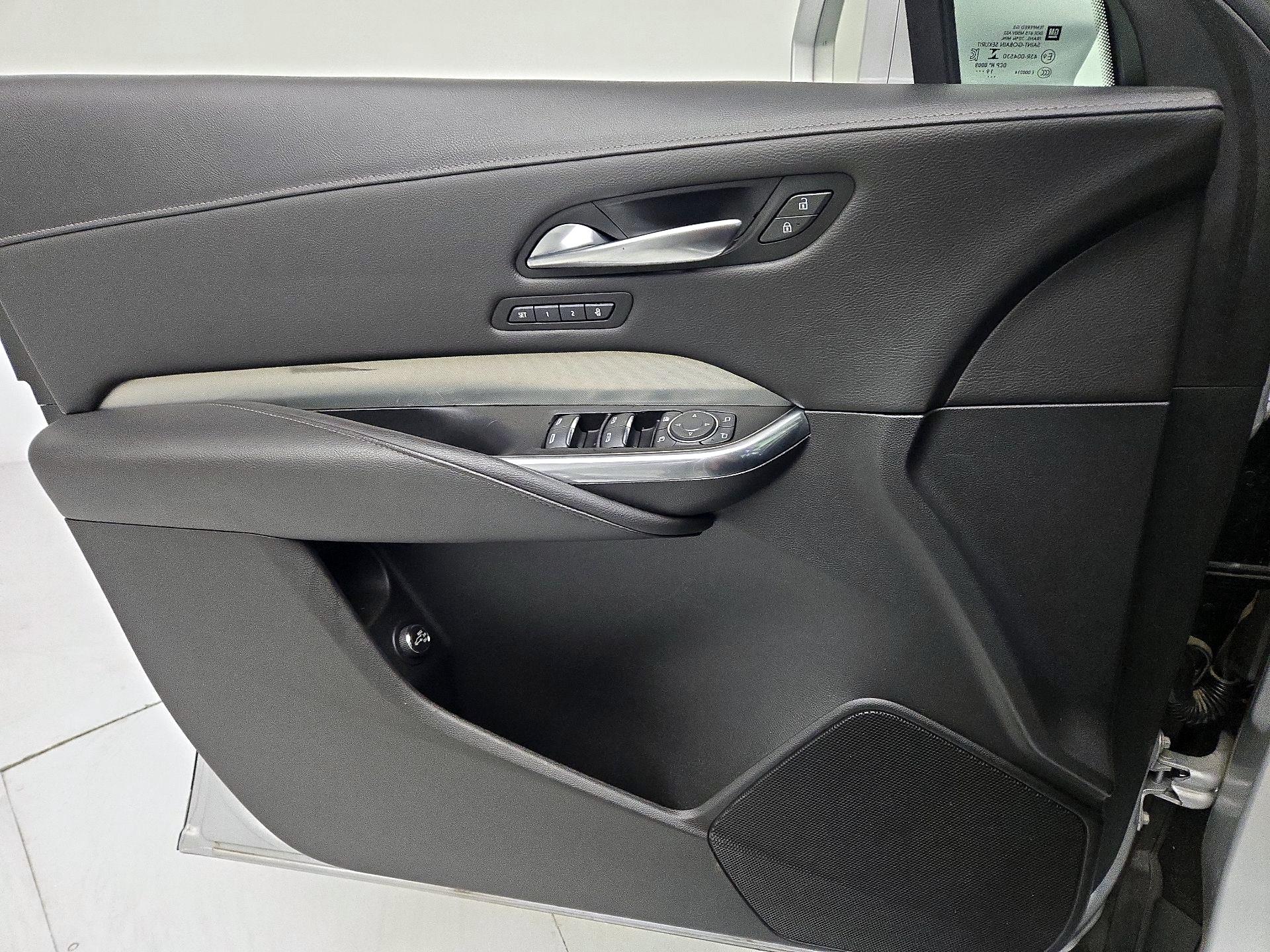 Thumbnail: 2020 Cadillac XT4 - 12