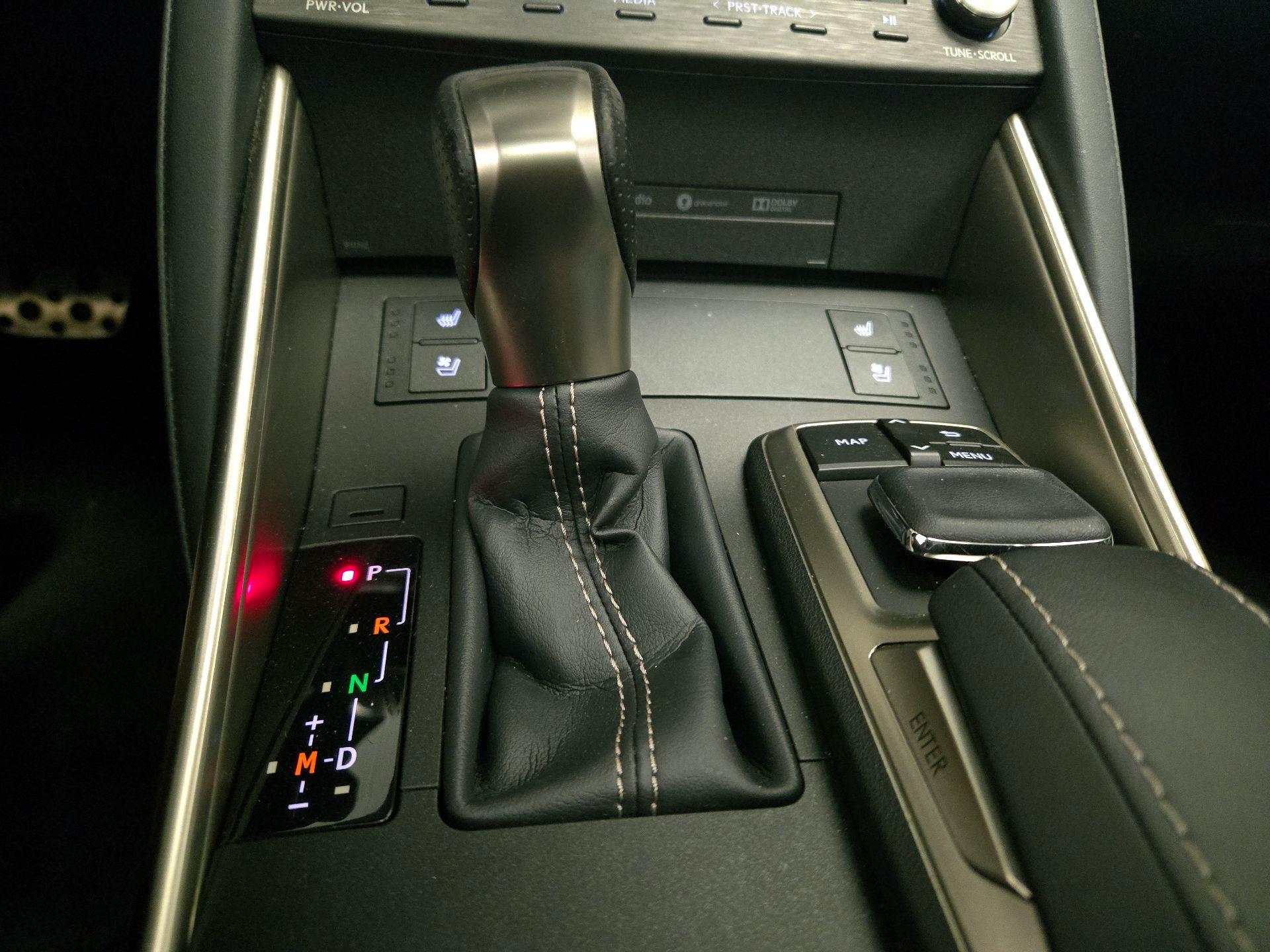 Thumbnail: 2020 Lexus IS - 18