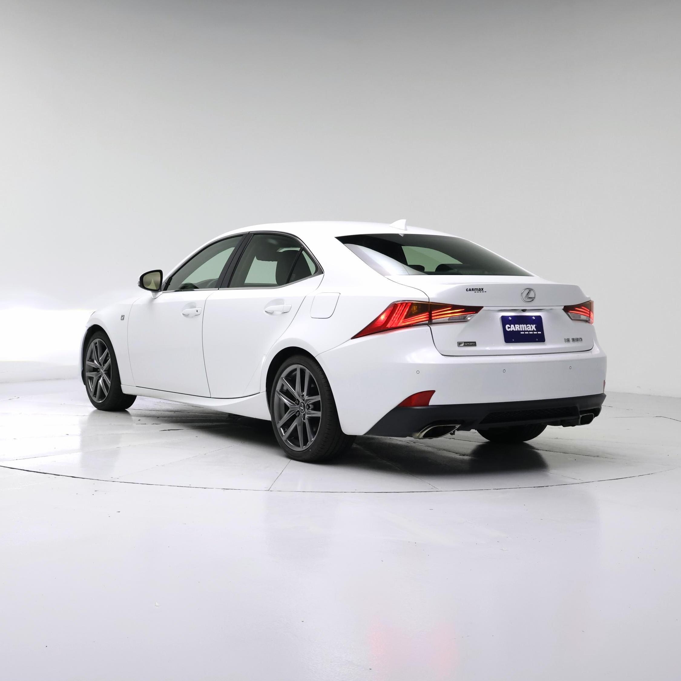 Thumbnail: 2020 Lexus IS - 2