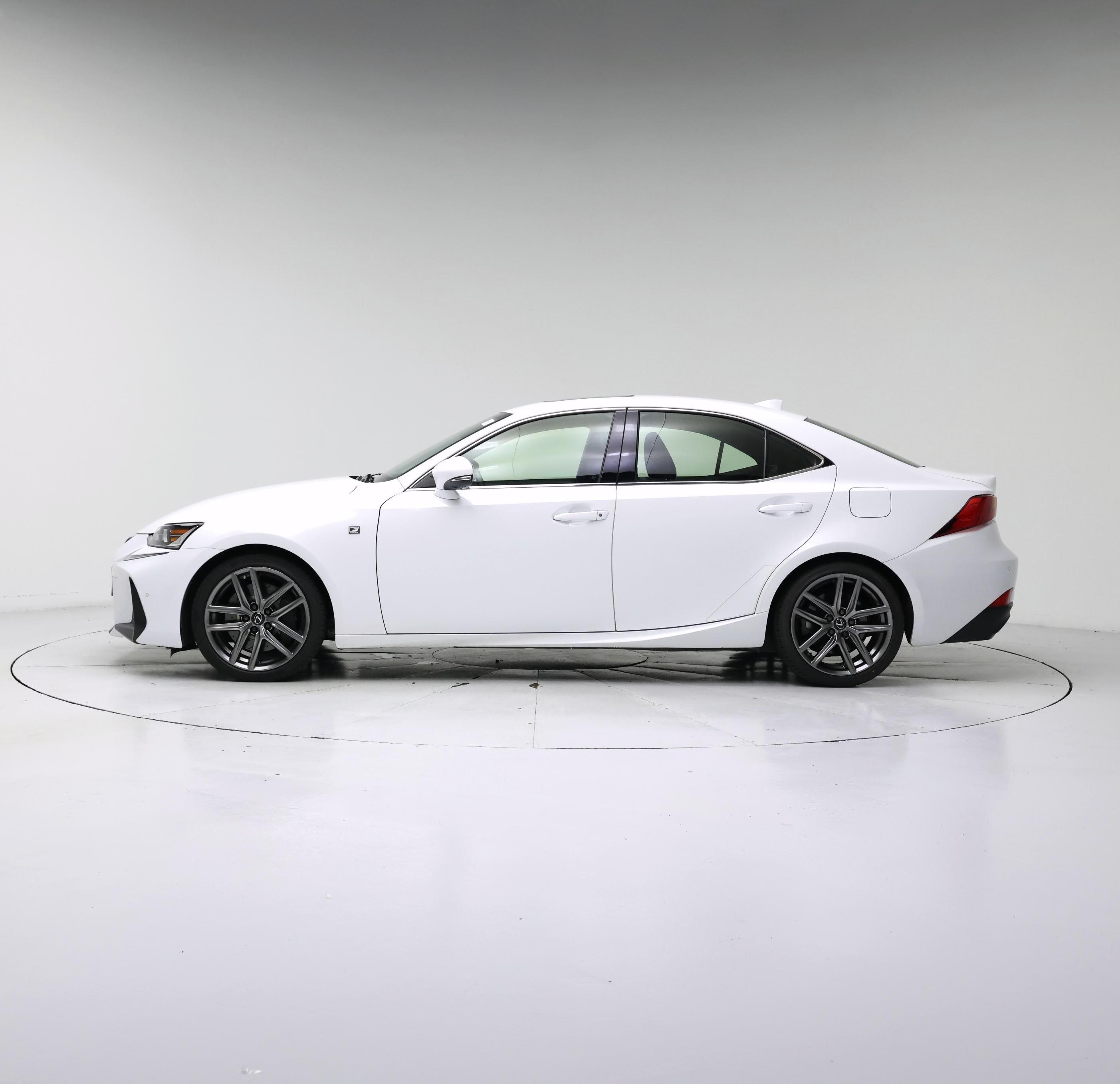 Thumbnail: 2020 Lexus IS - 3