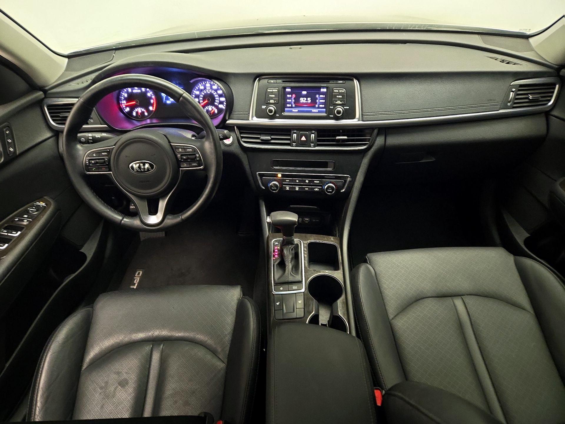 Thumbnail: 2016 Kia Optima - 9