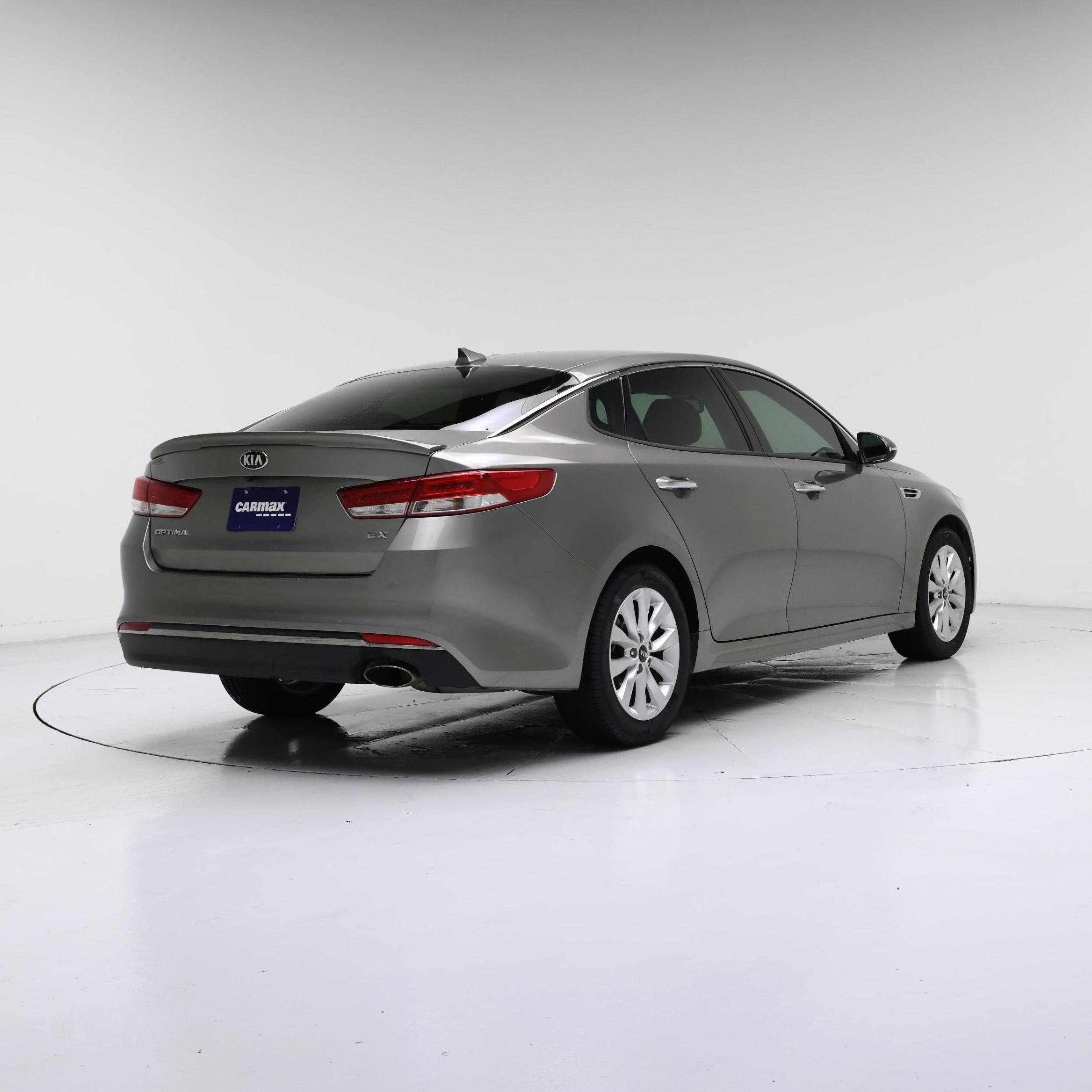 Thumbnail: 2016 Kia Optima - 8