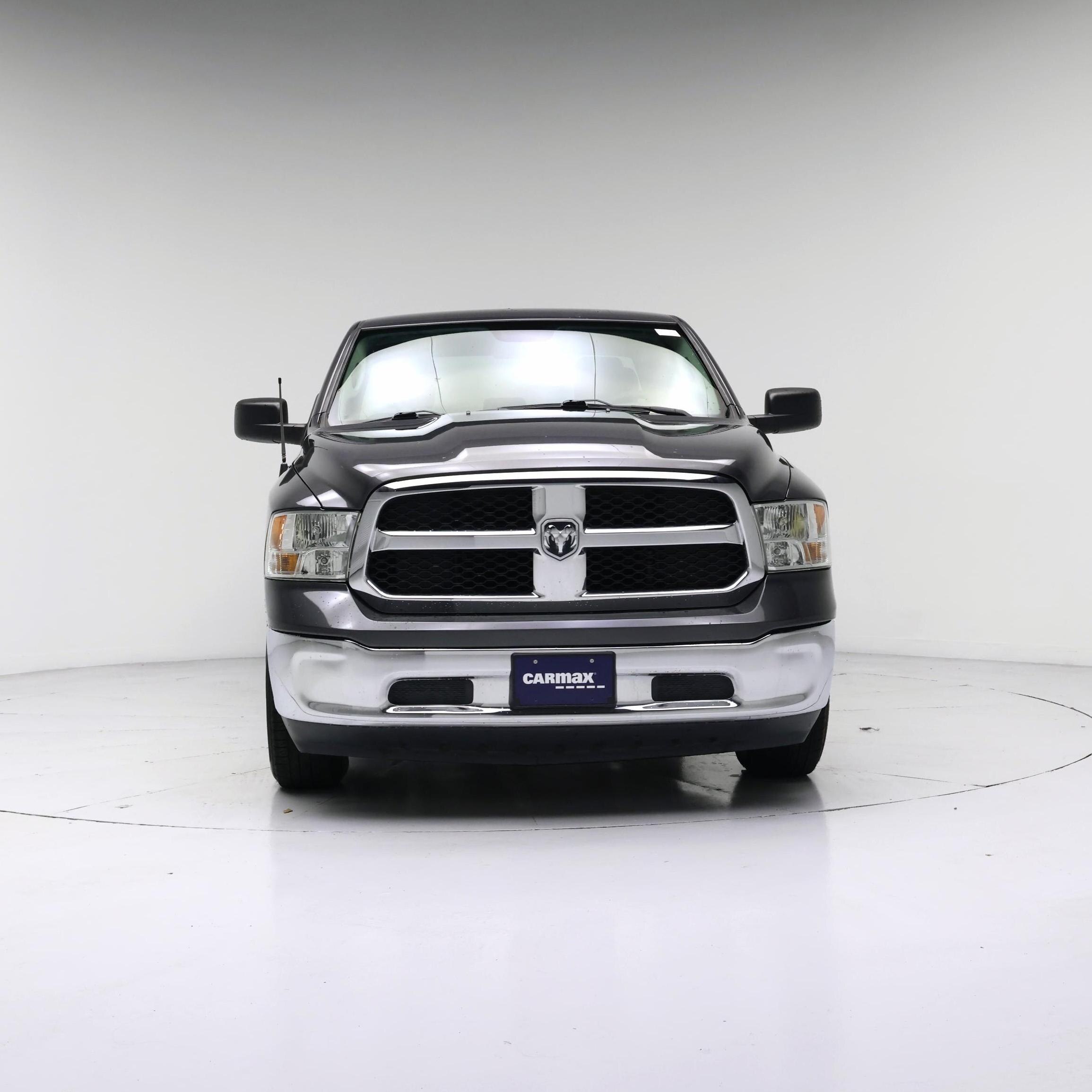 Thumbnail: 2019 RAM 1500 Classic - 5