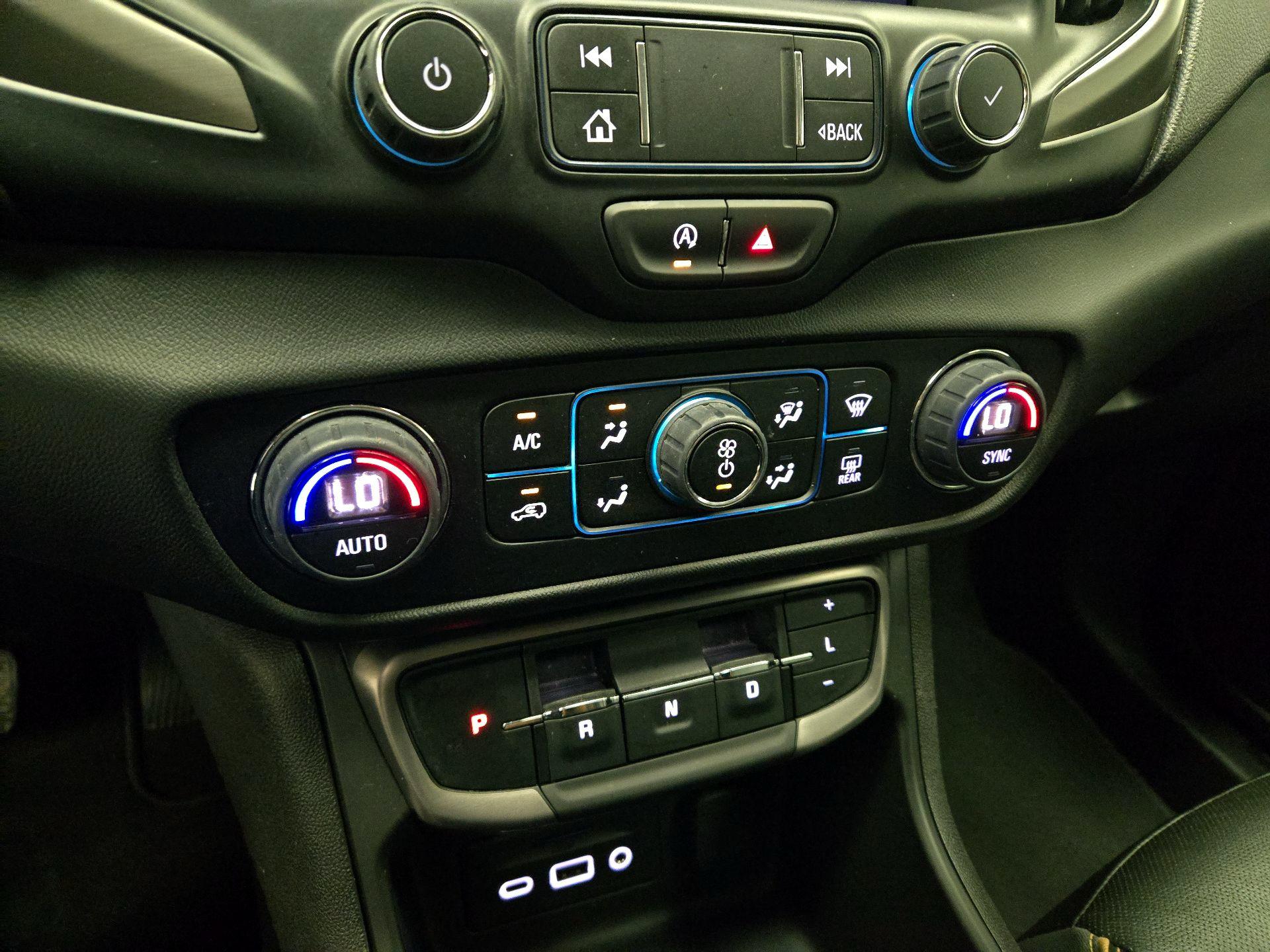 Thumbnail: 2023 GMC Terrain - 16